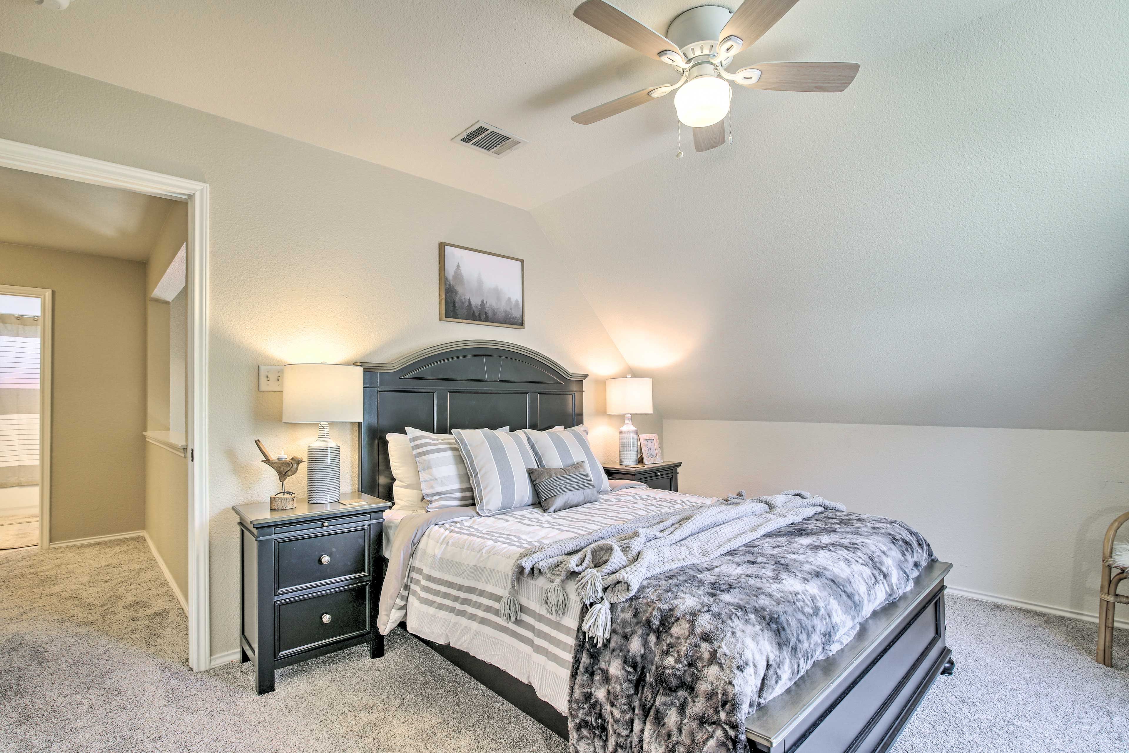 Bedroom 2 | Queen Bed | 2nd Level