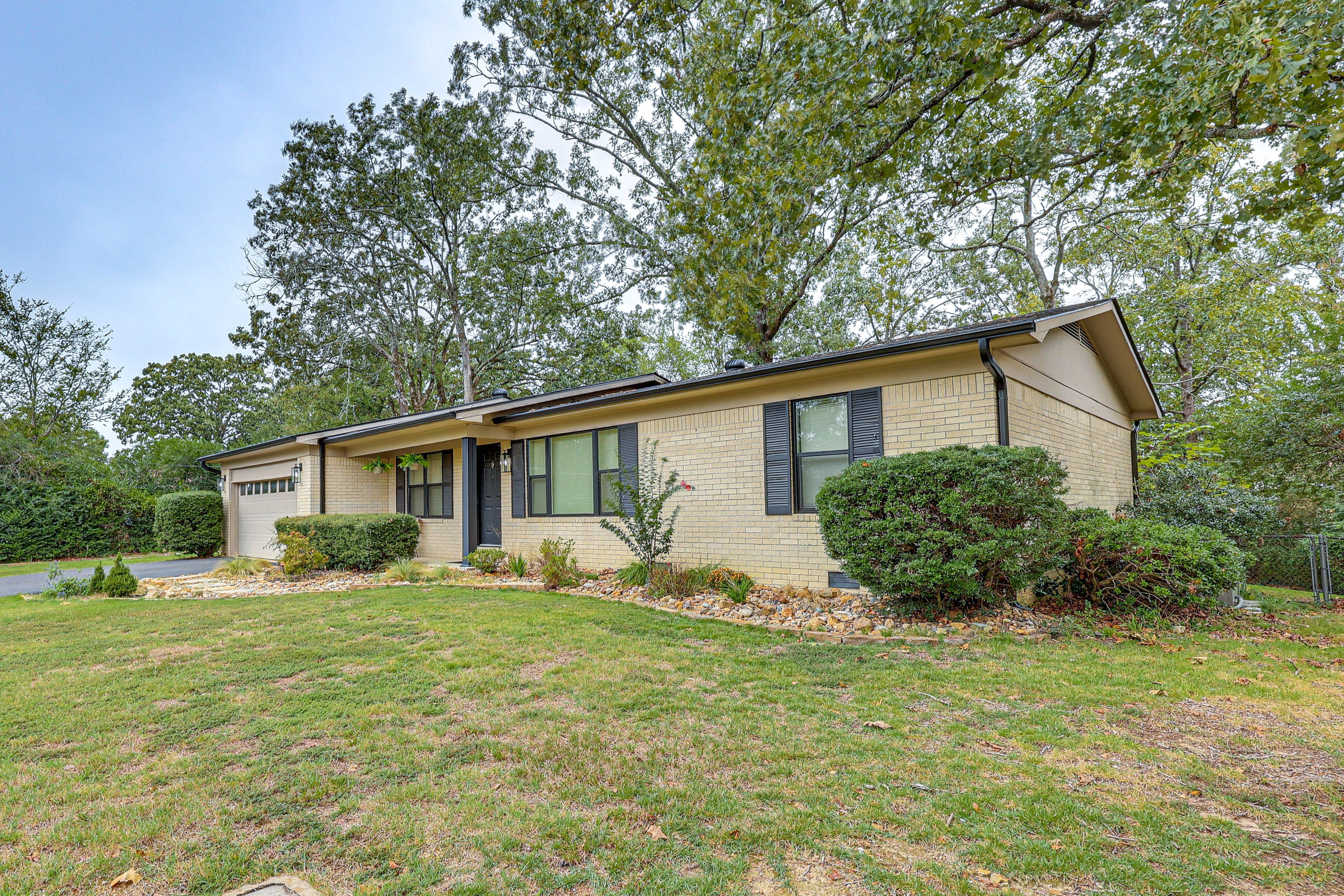 Home Exterior Home Exterior | Single Story