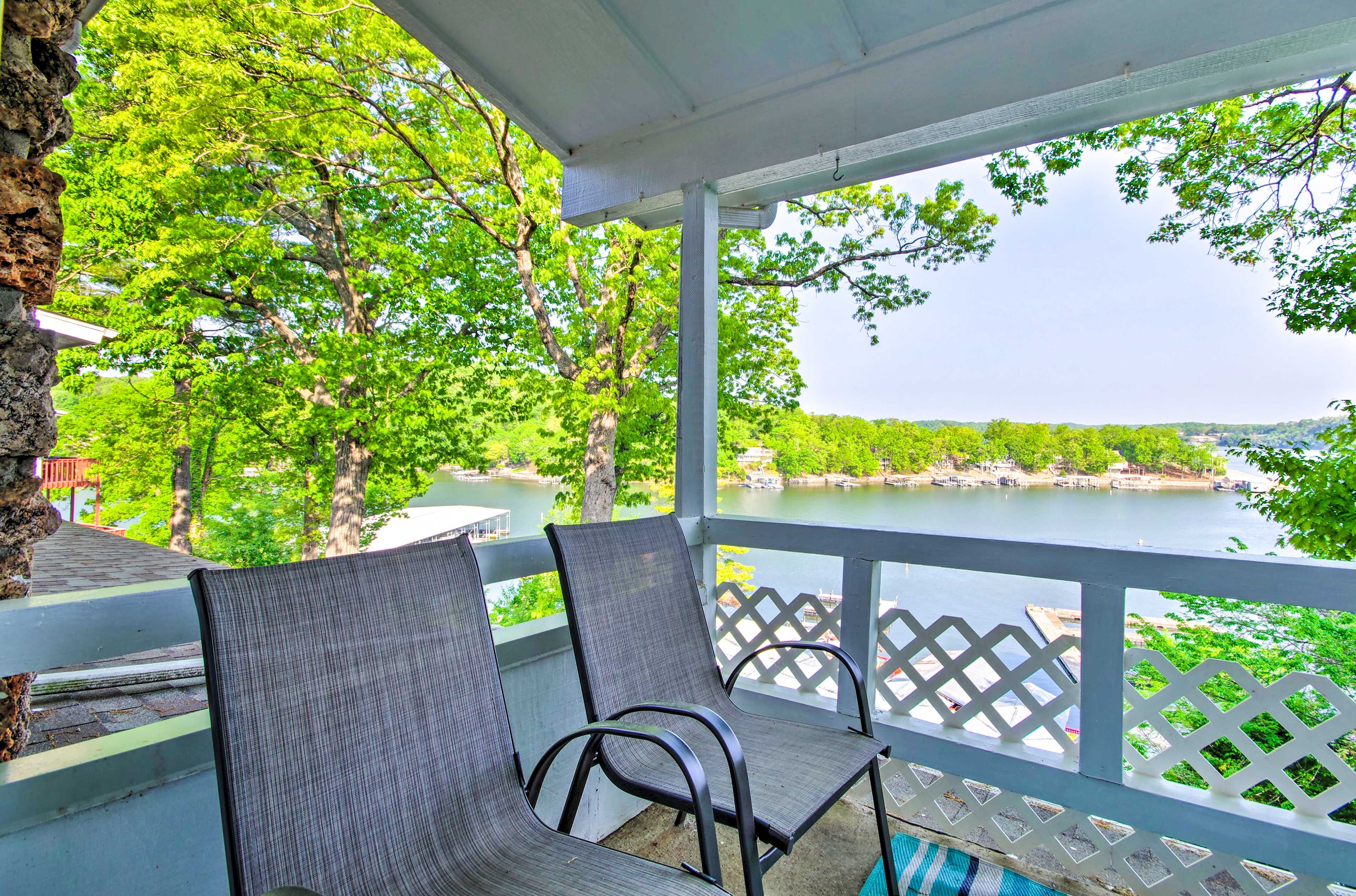 Lake Ozark Vacation Rental | 2BR | 2BA | Stairs Required for Access