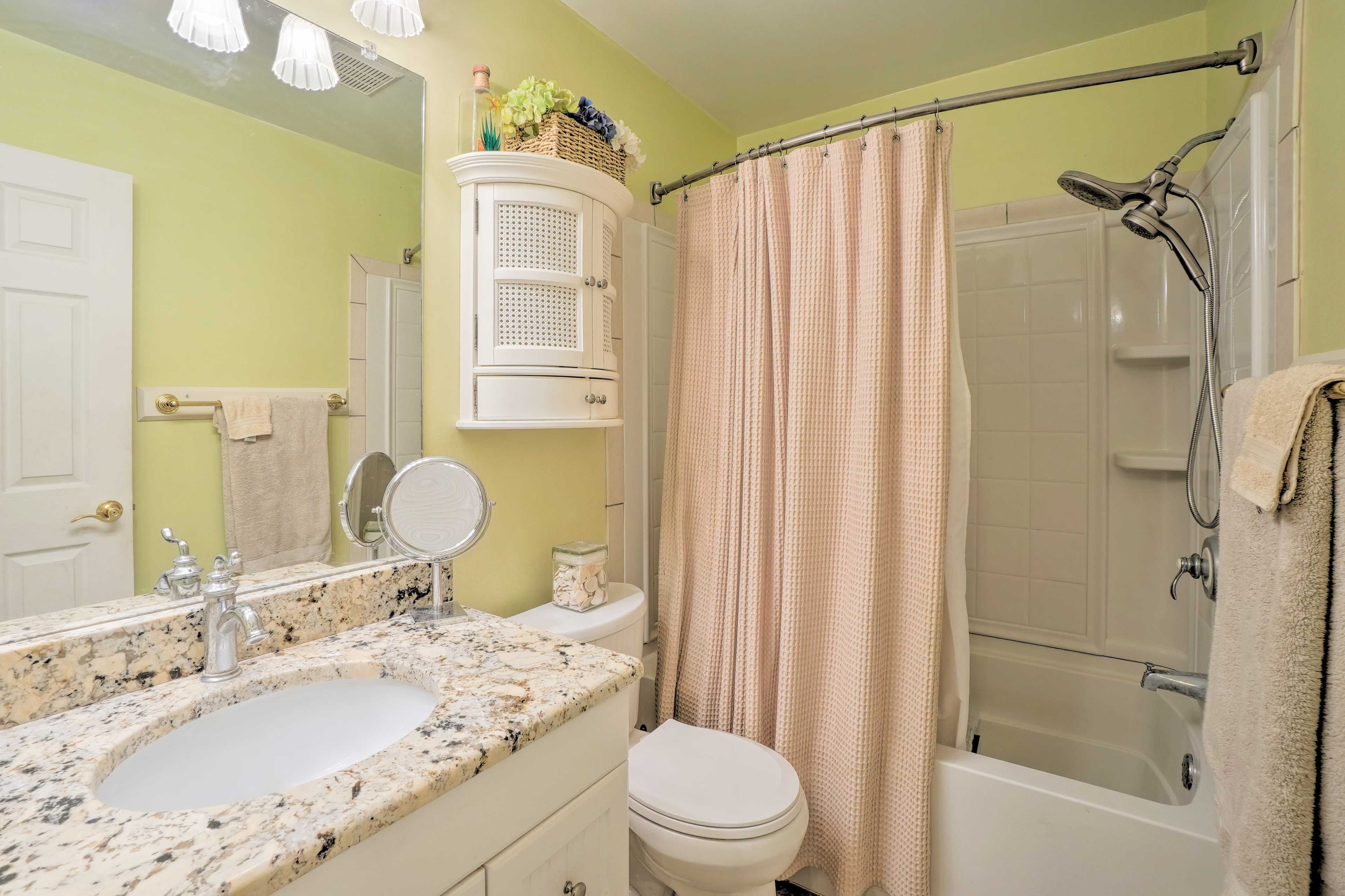 Full Bathroom