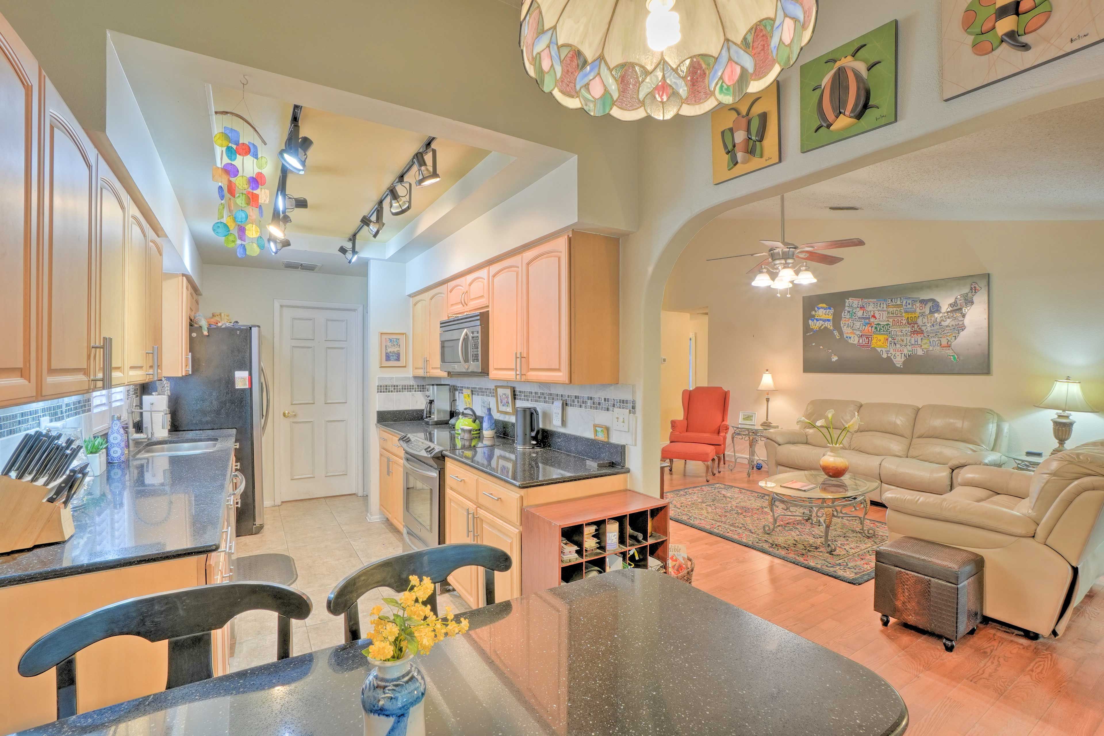Full Kitchen