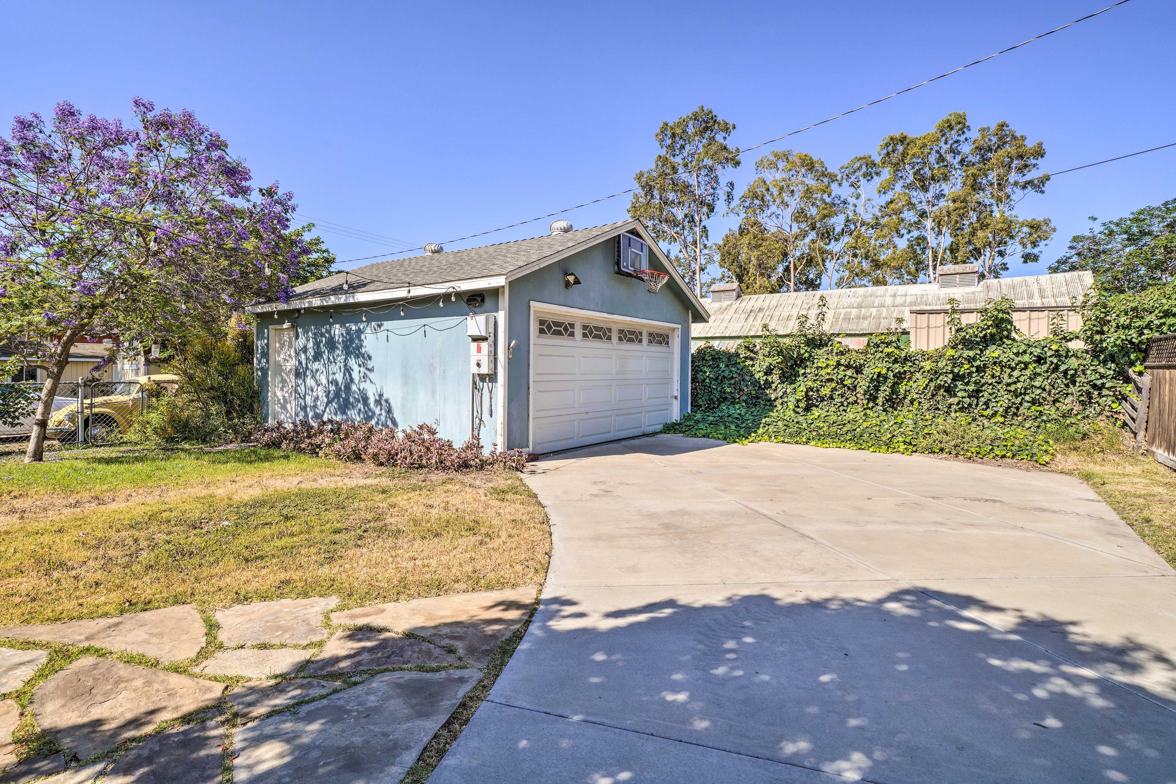 Garage Parking (2 Vehicles) | Driveway (2 Vehicles) | Free Street Parking