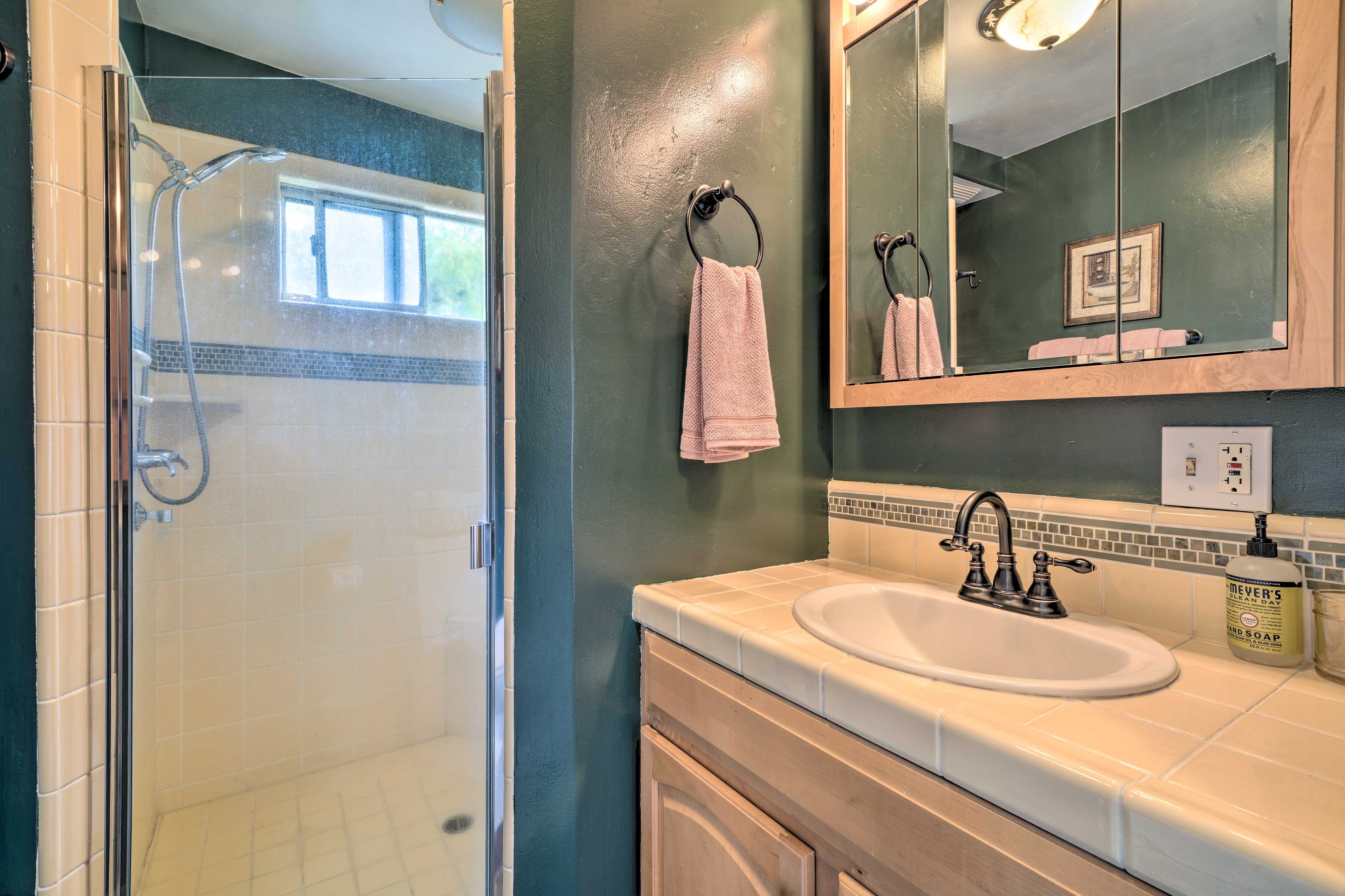 Full Bathroom