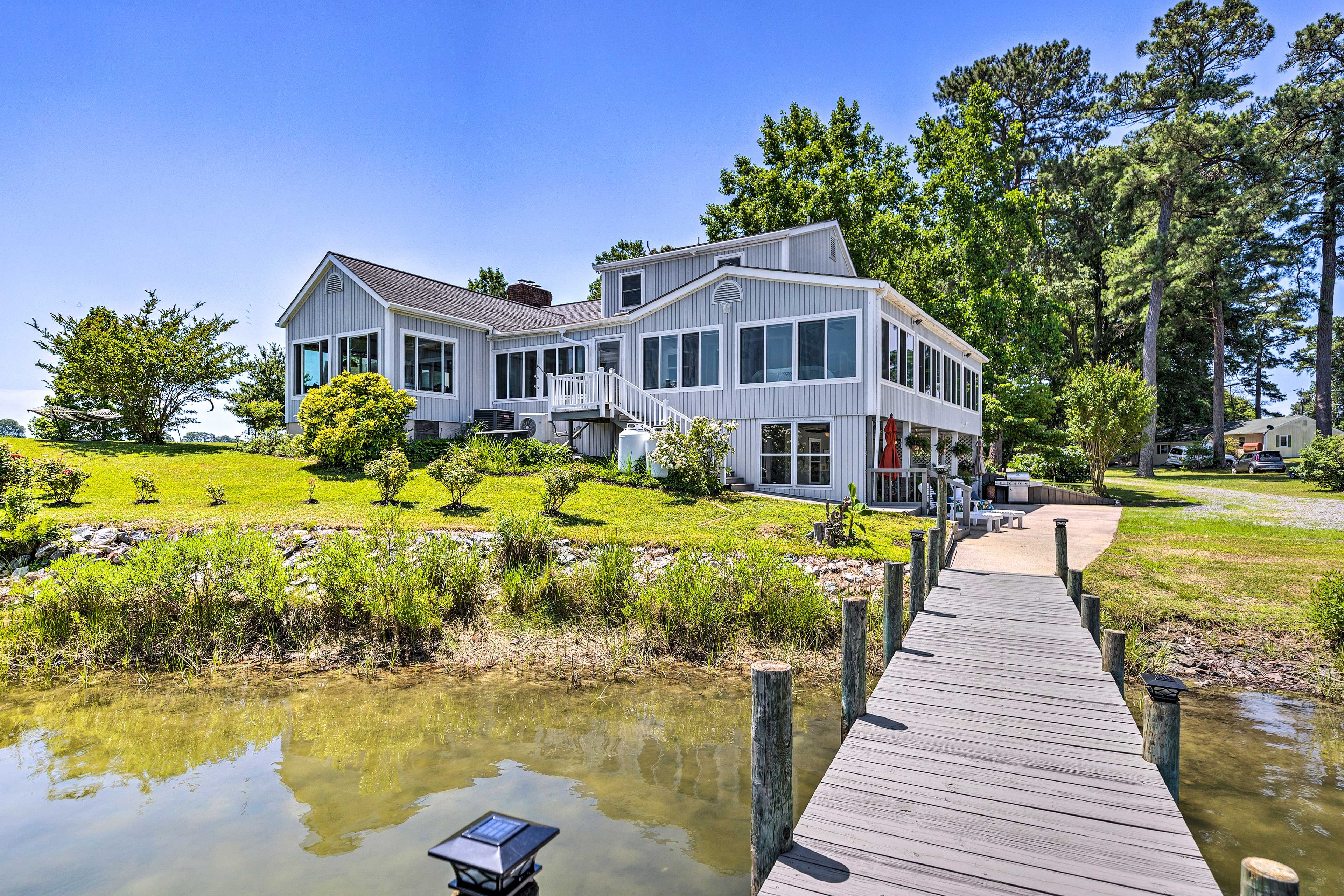 Reedville Vacation Rental | 4BR | 2.5BA | Stairs Required | 3,000 Sq Ft