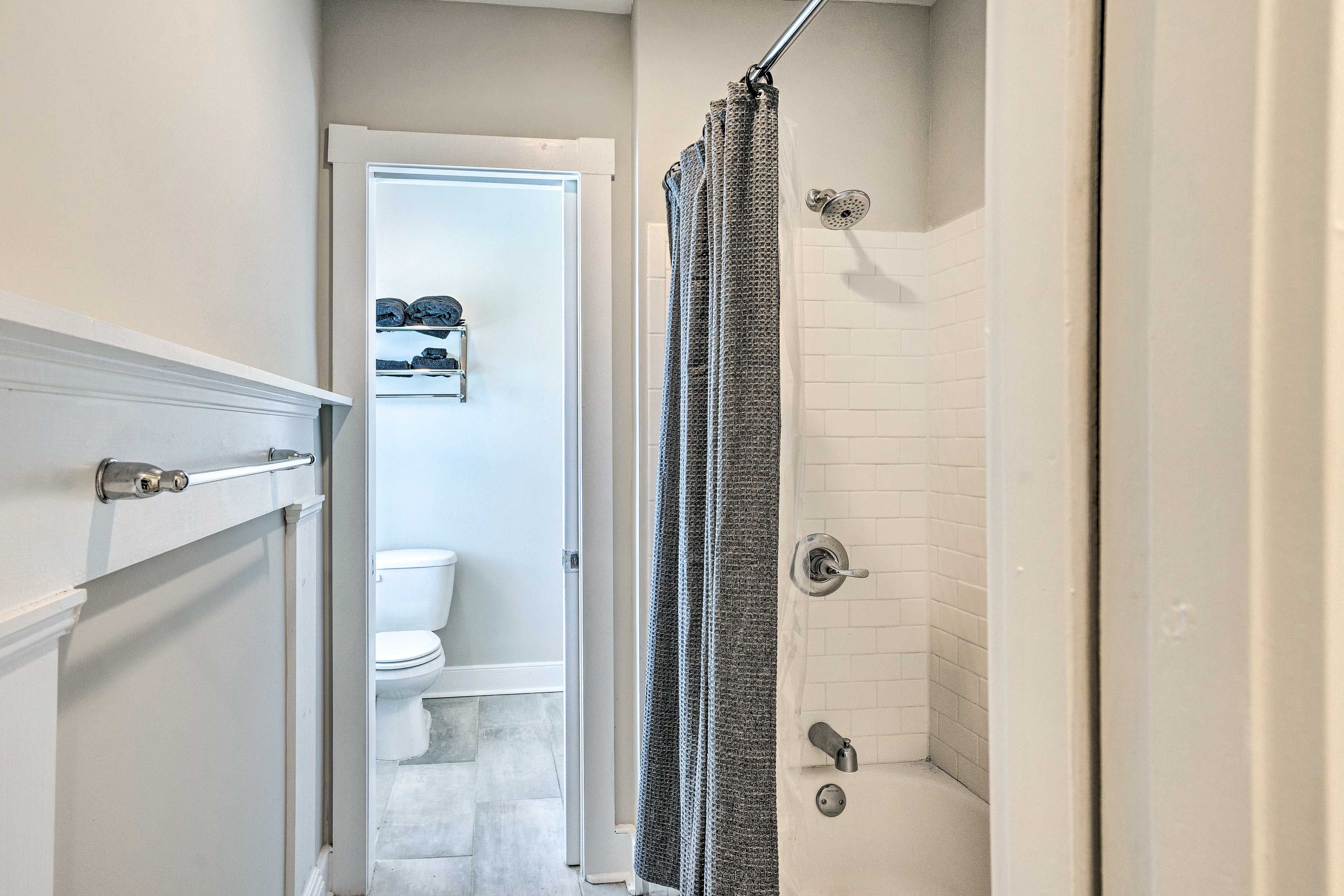 Full Bathroom