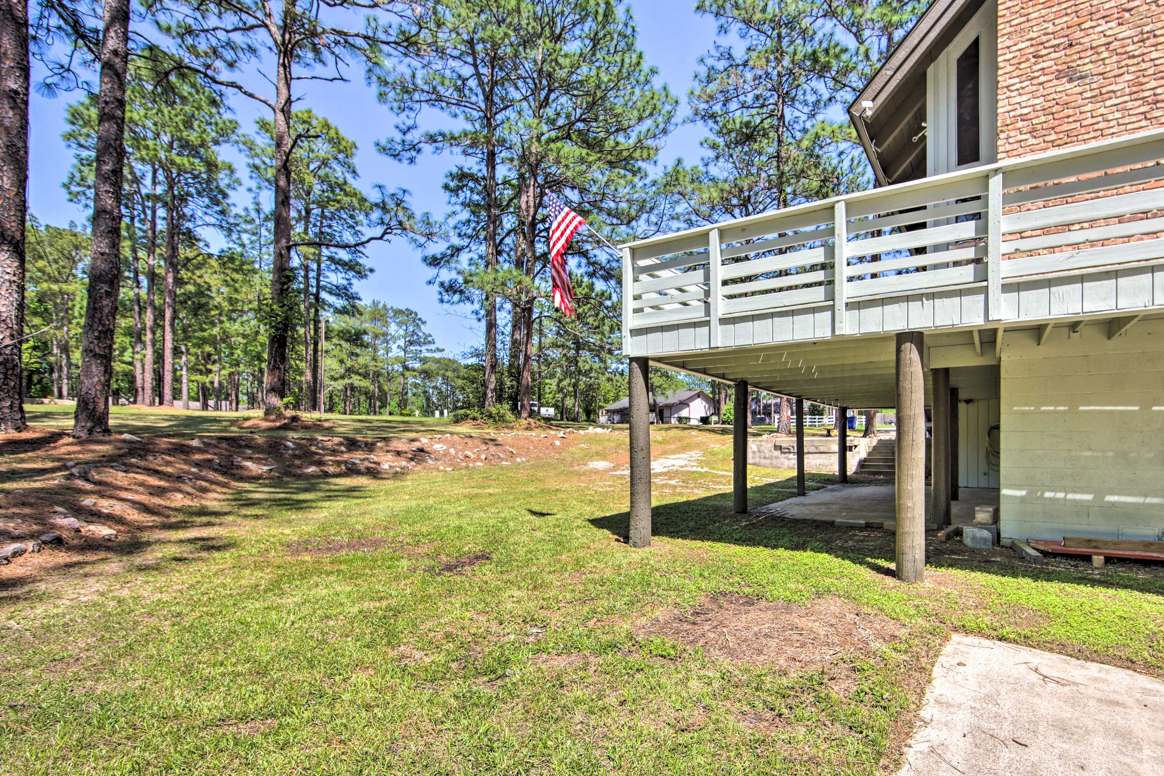 Private Yard & Property Exterior