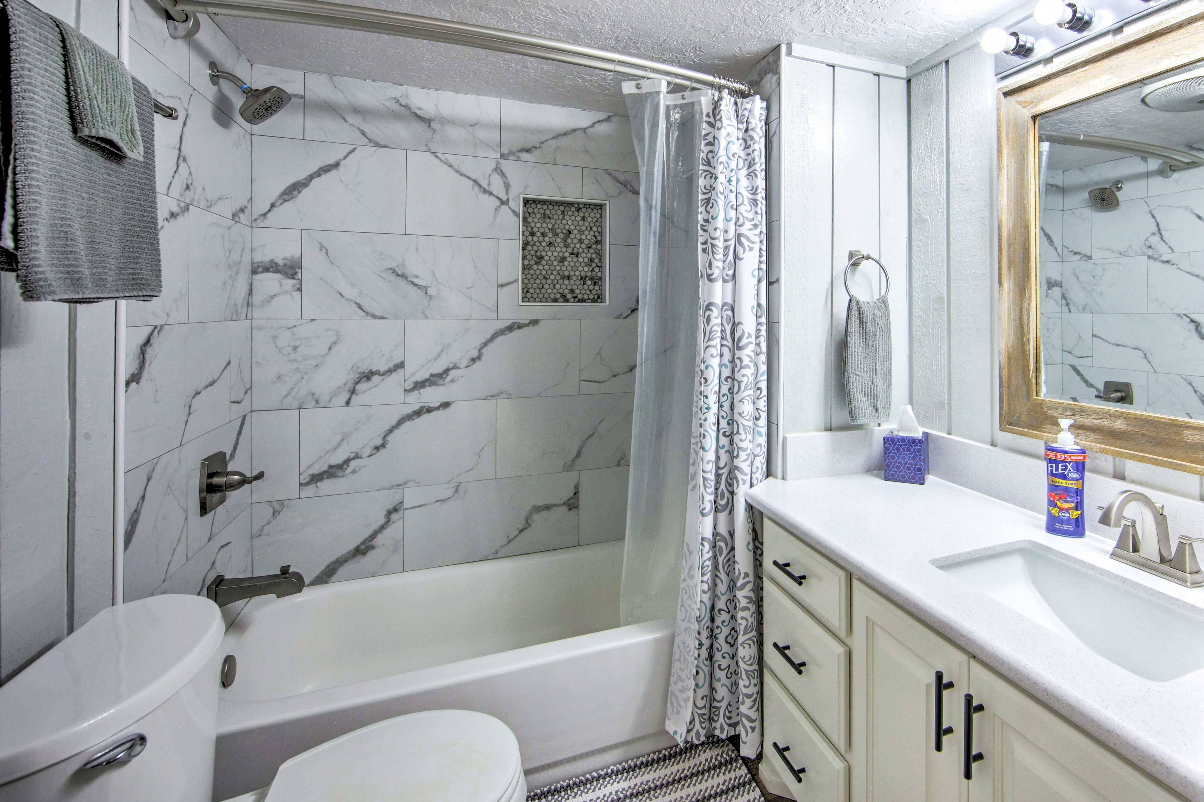 Full Bathroom