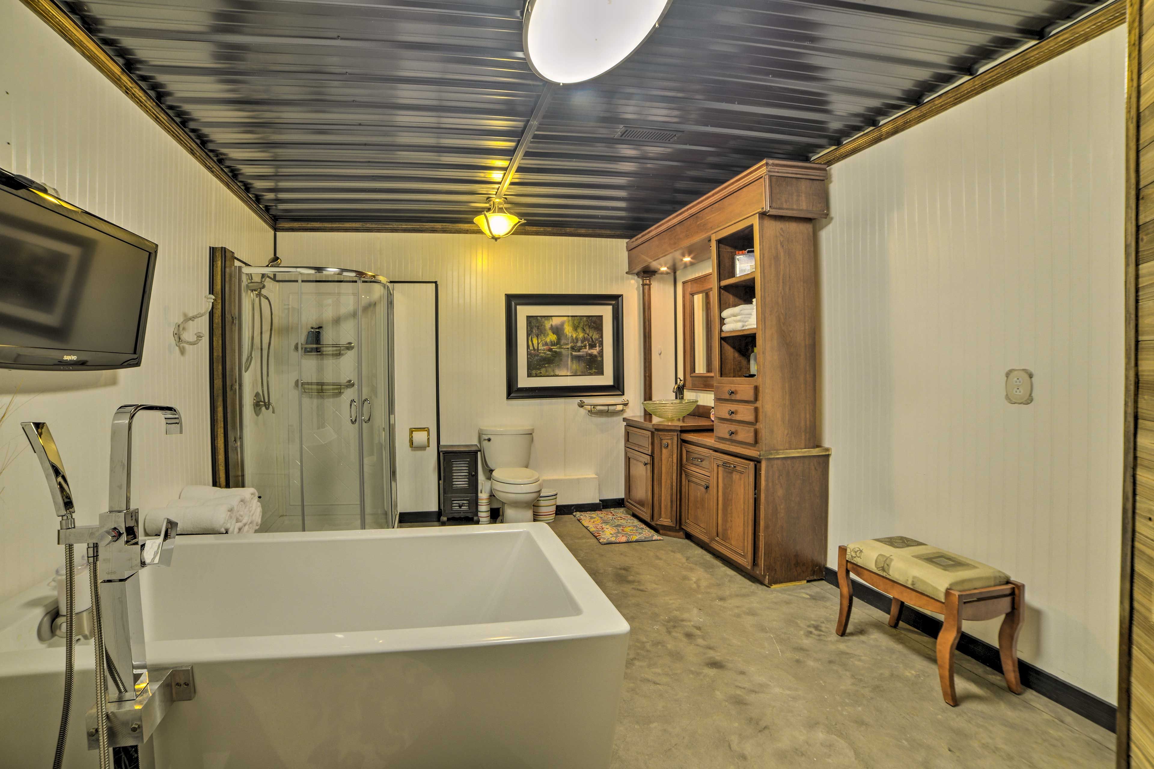 Bathroom | Complimentary Toiletries