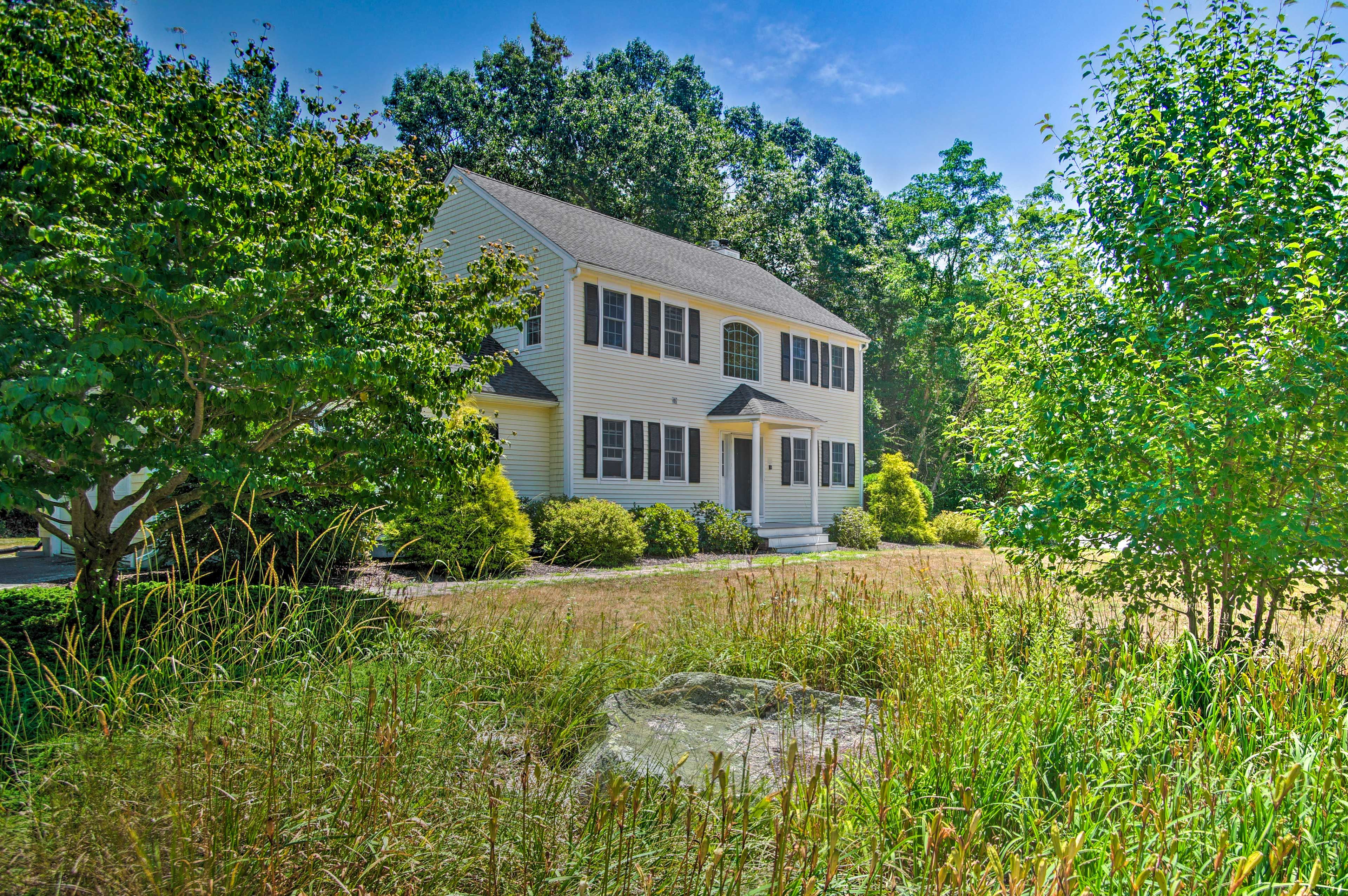 Marion Vacation Rental | 3BR | 2.5BA | Stairs Required | 2,030 Sq Ft