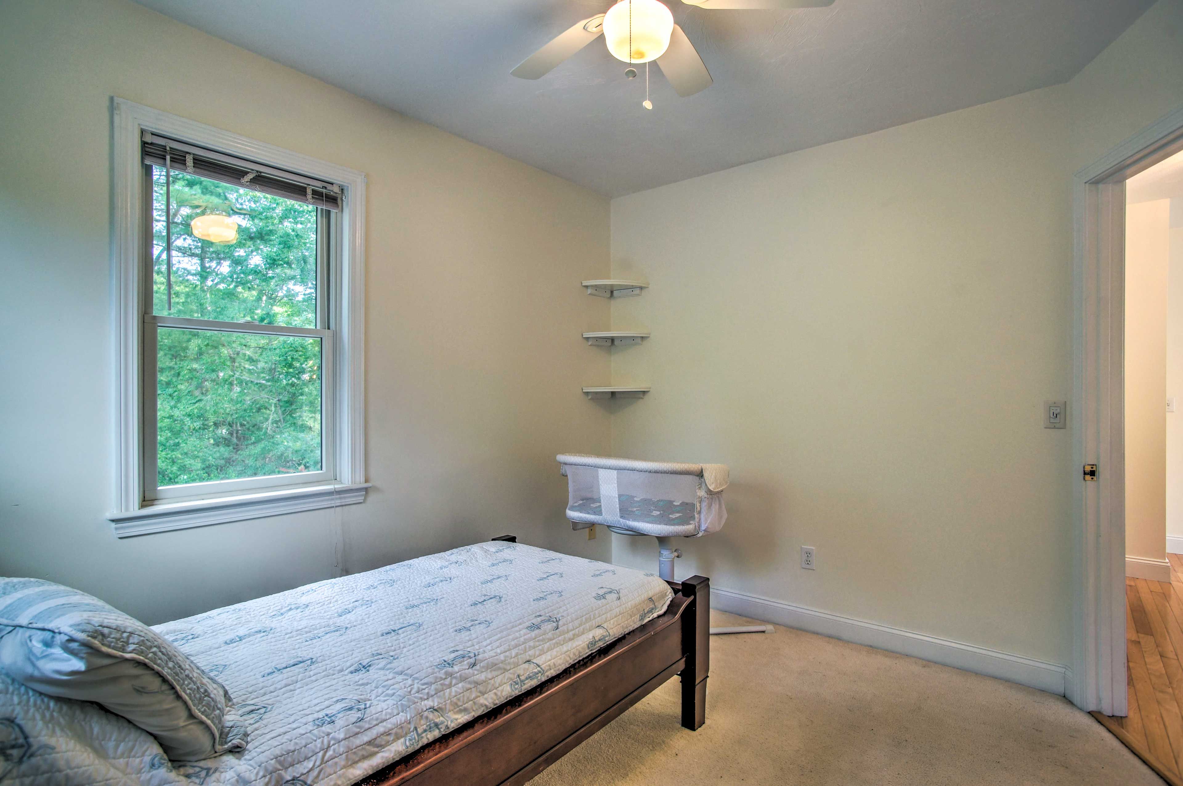 Bedroom 2 | Twin Bed | 2nd Floor | Stairs Required