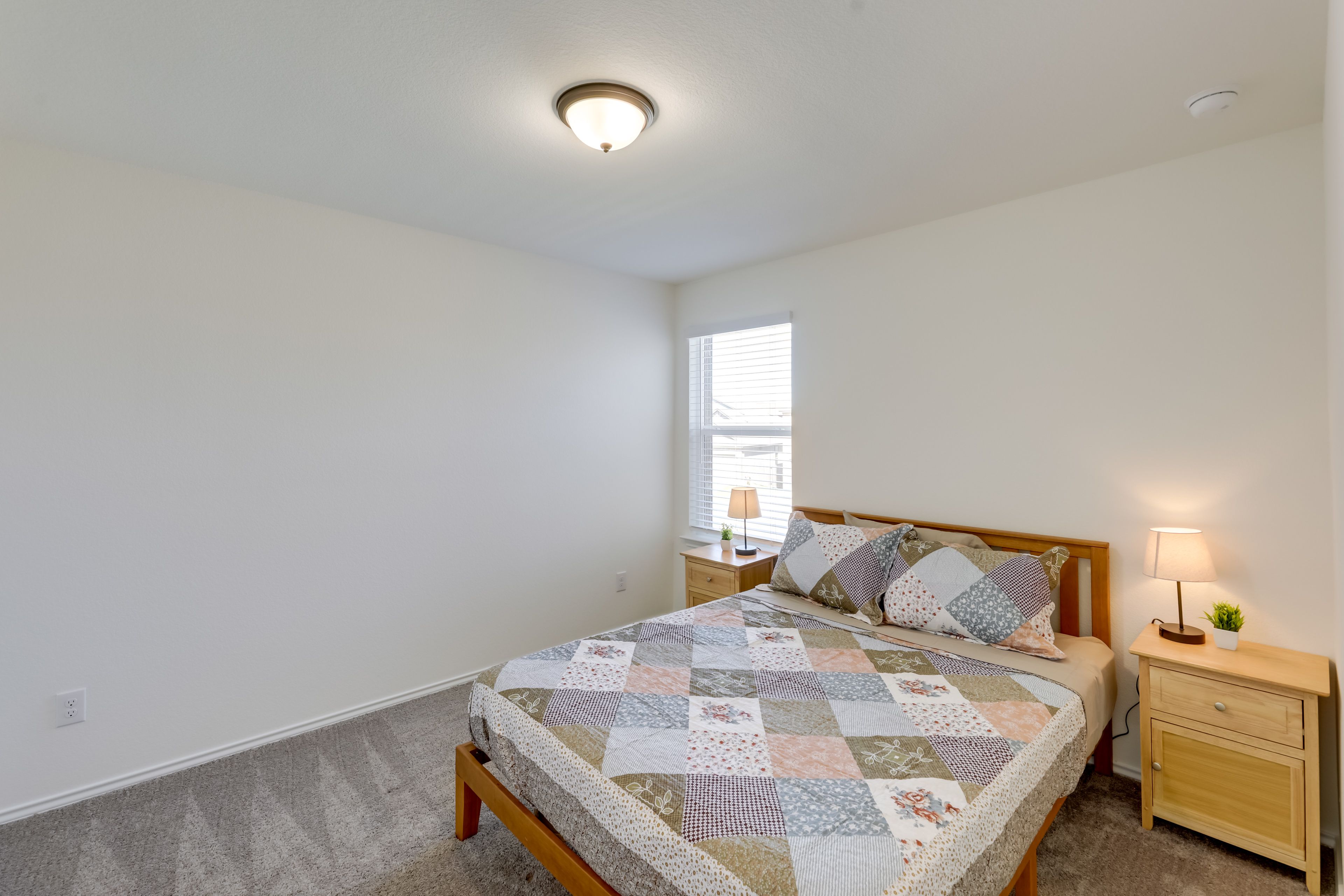 Bedroom 2 | Queen Bed | 2nd Floor