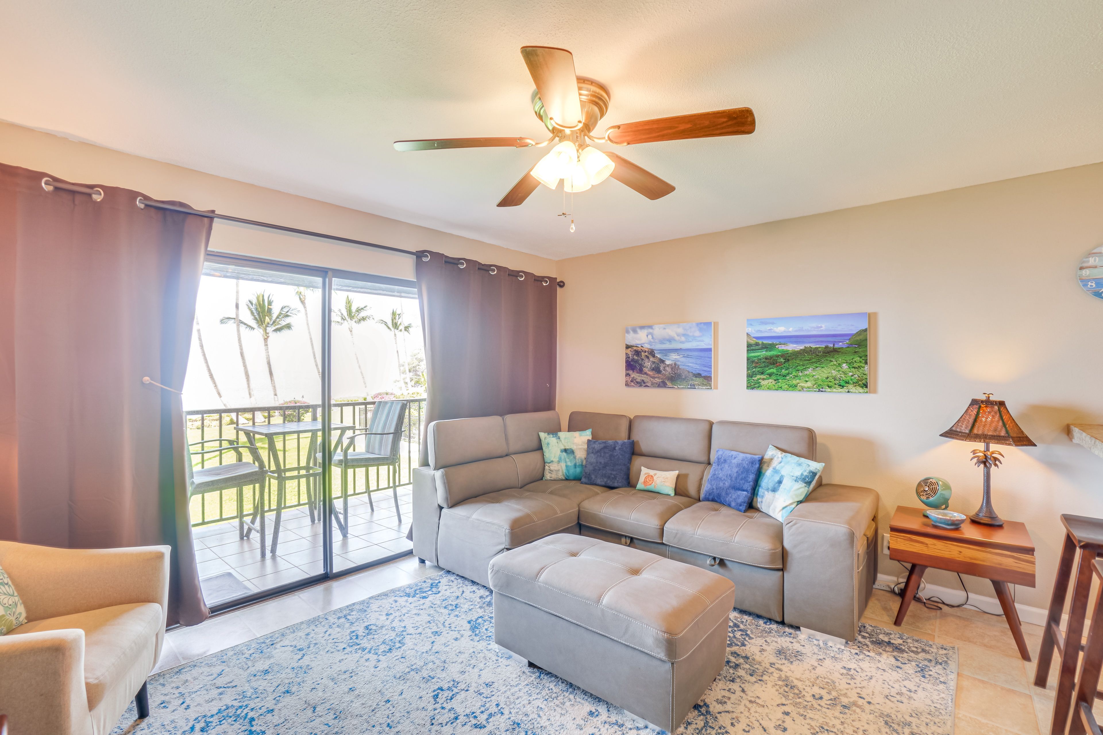 Living Room | Sleeper Sofa