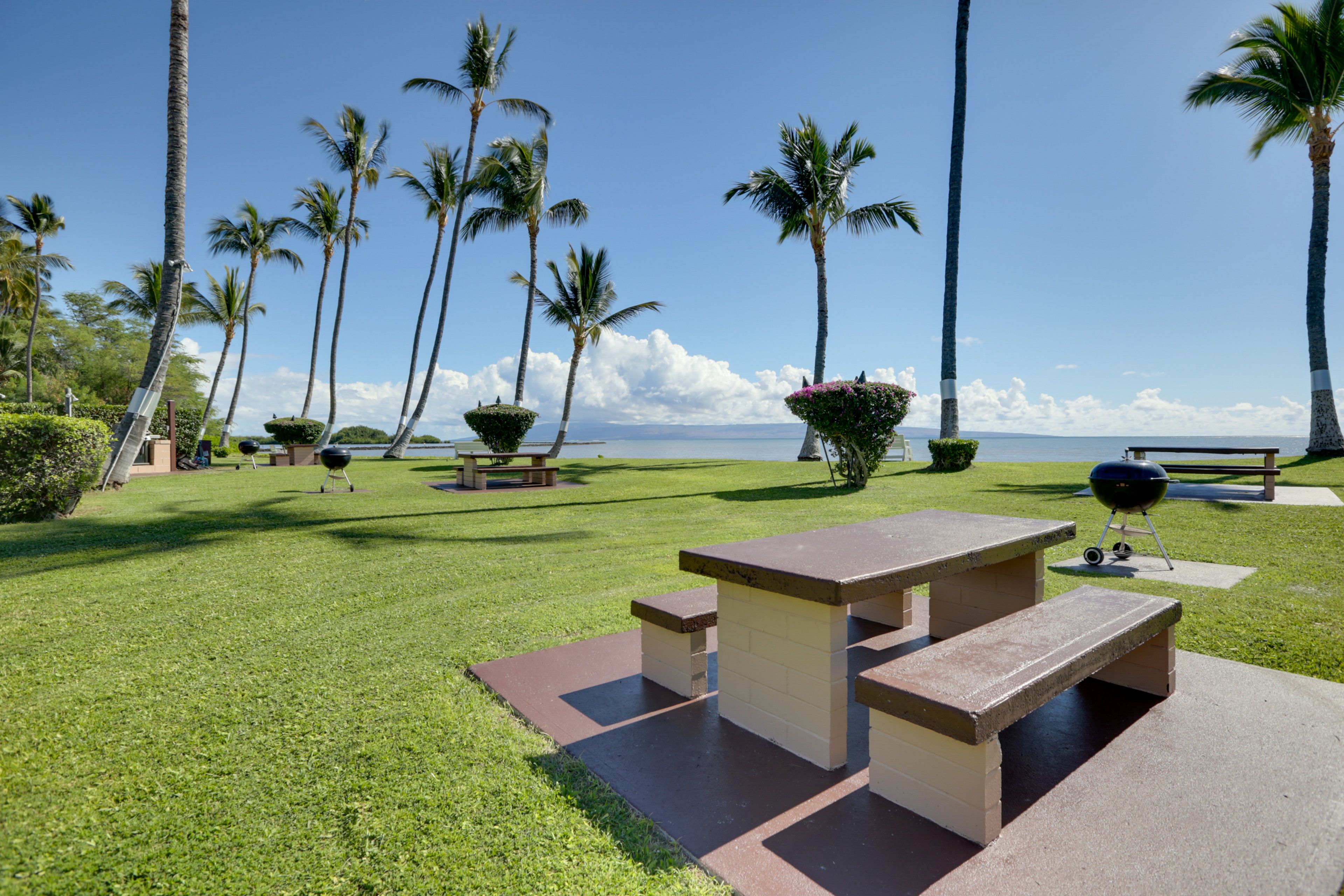 Molokai Shores Resort