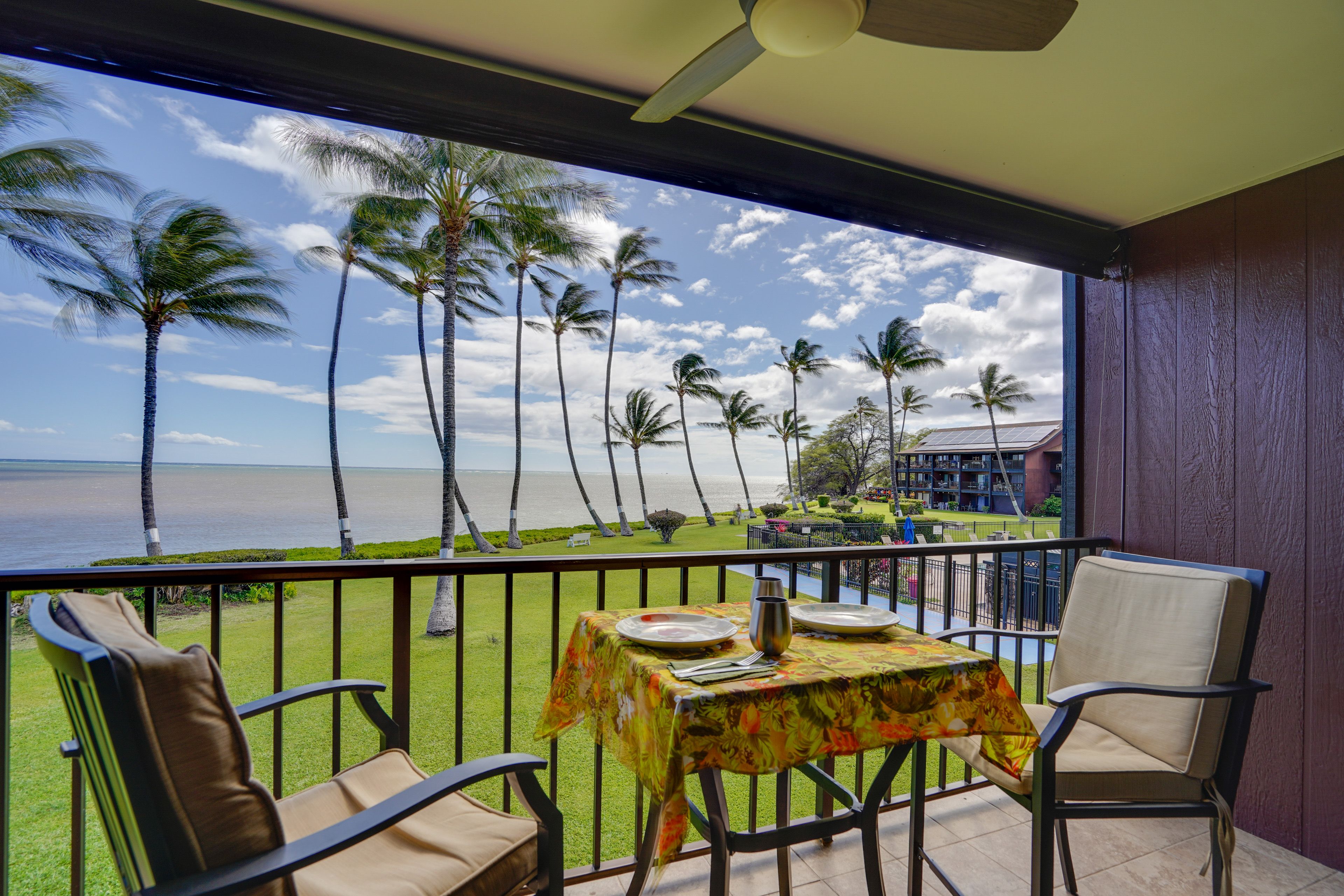 Kaunakakai Vacation Rental | 1BR | 1BA | Stairs to Enter | 562 Sq Ft