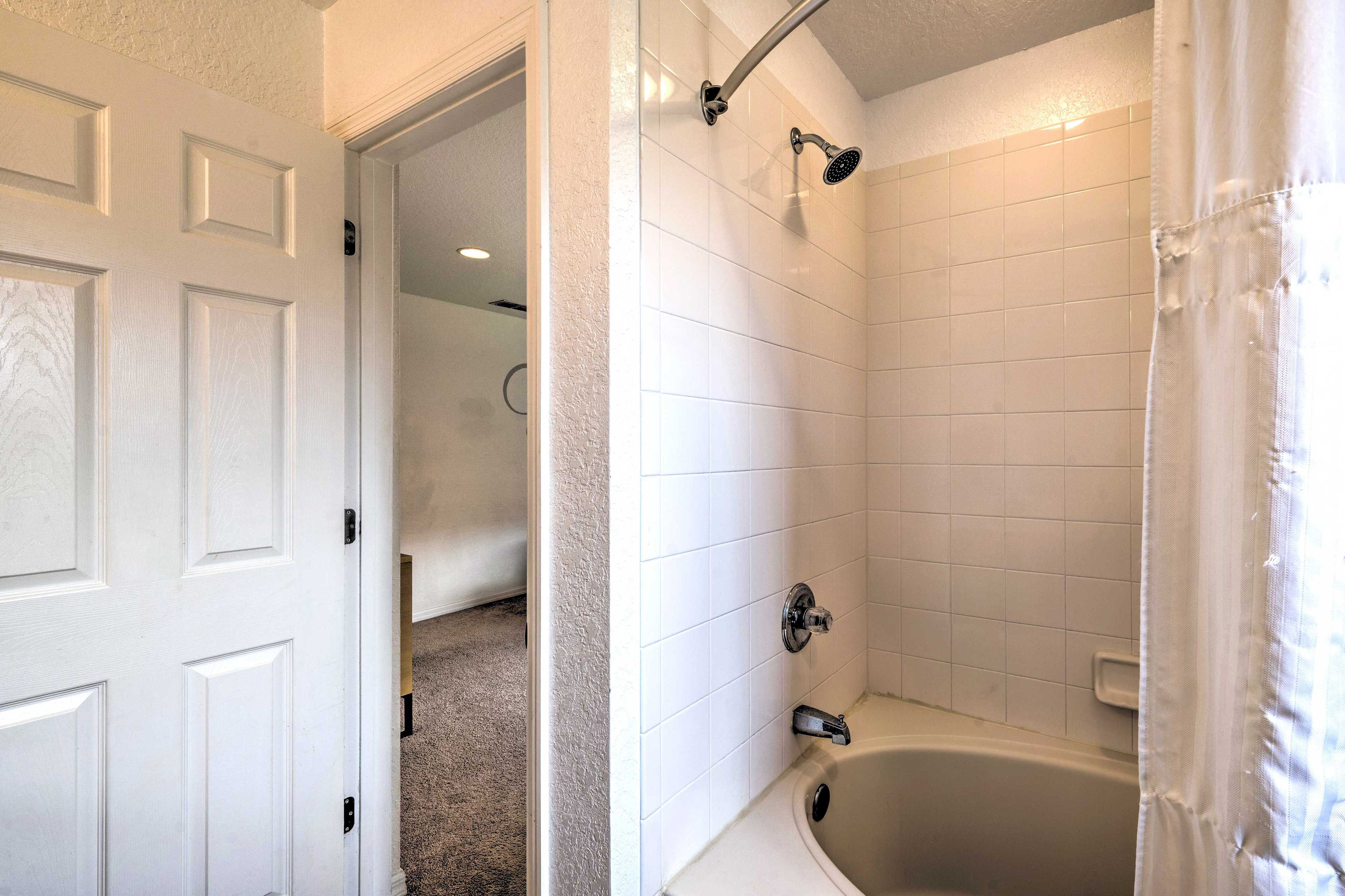 Full Bathroom