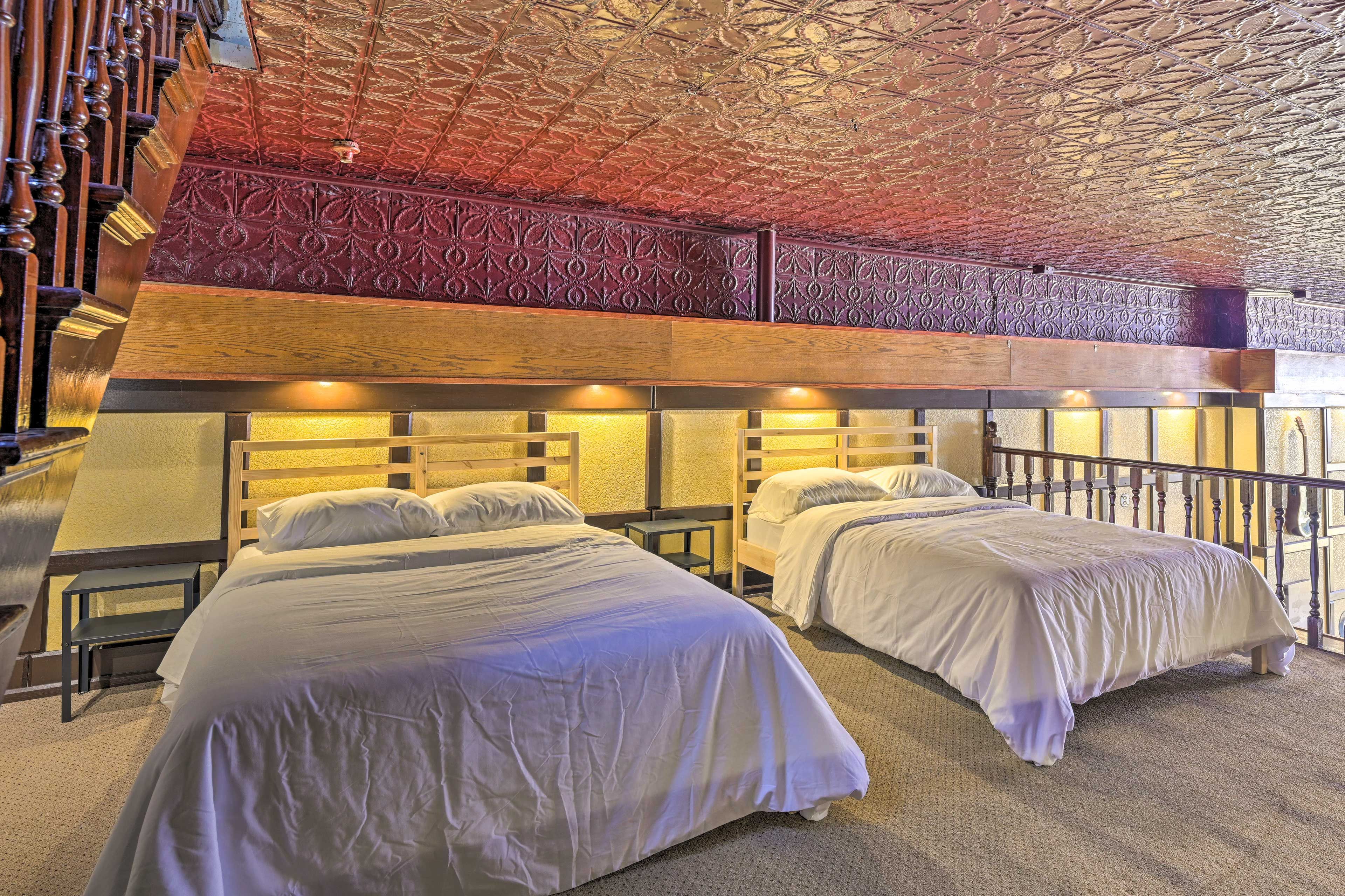 Loft | 2 Full Beds