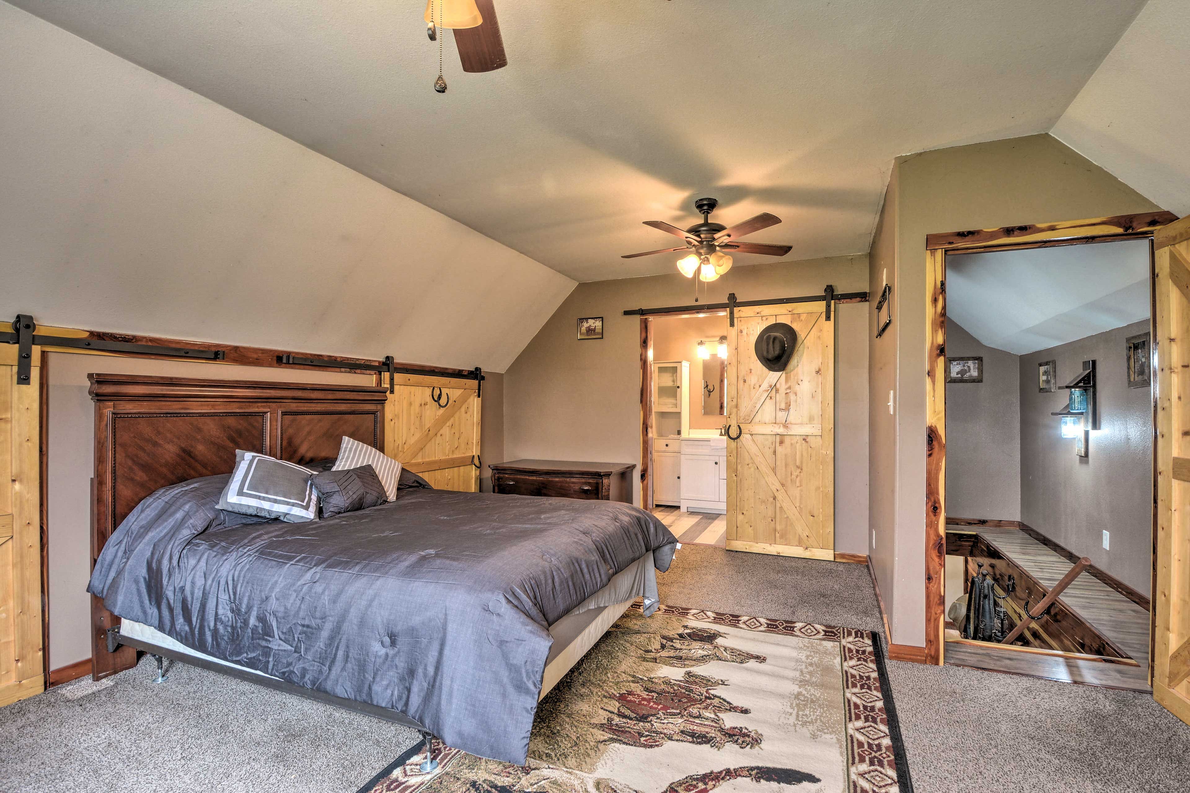 Bedroom 1 | 2nd Floor | Stairs Required | Queen Bed