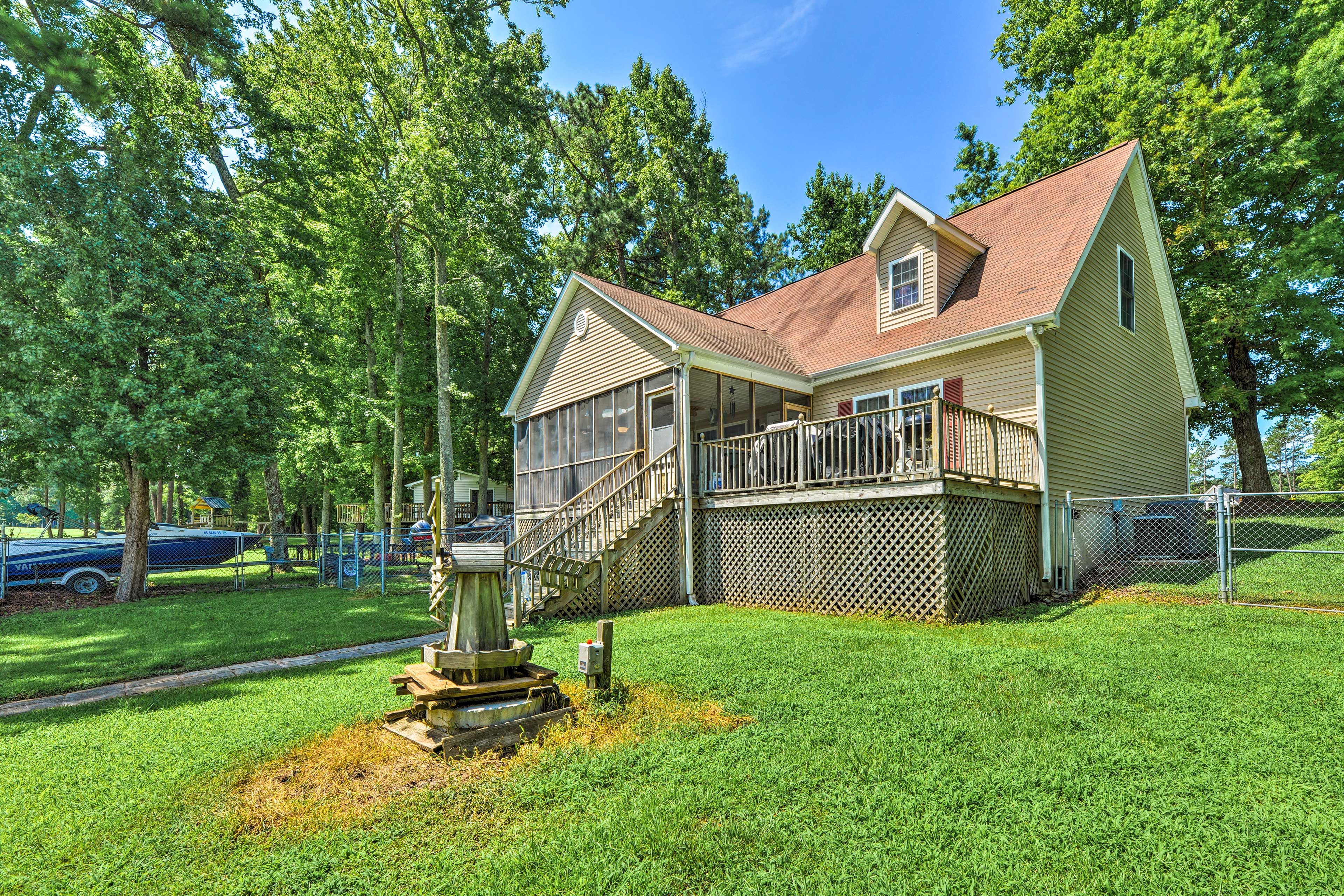 Fenced Yard