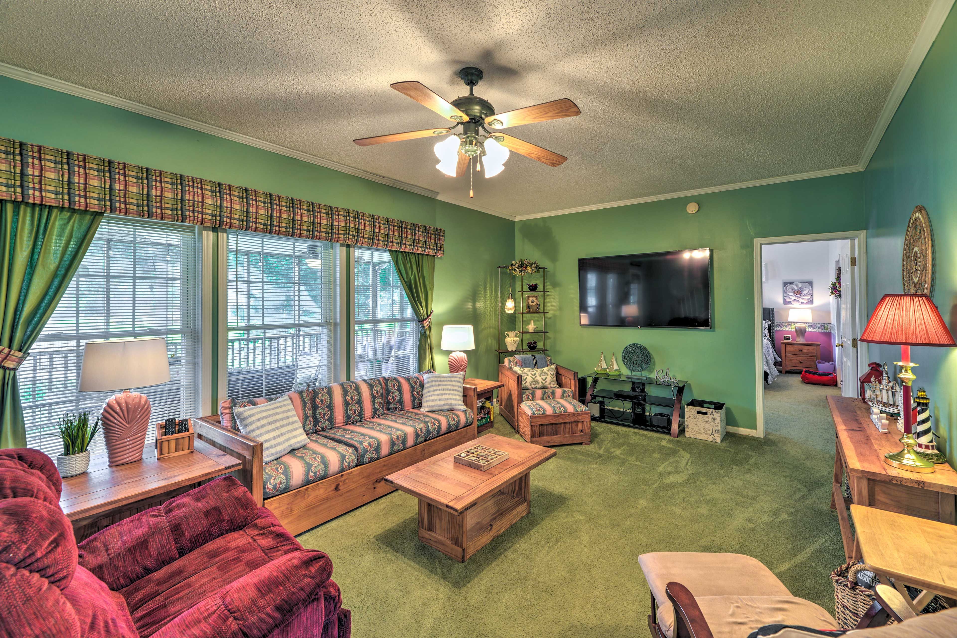 Living Room | Keyless Entry
