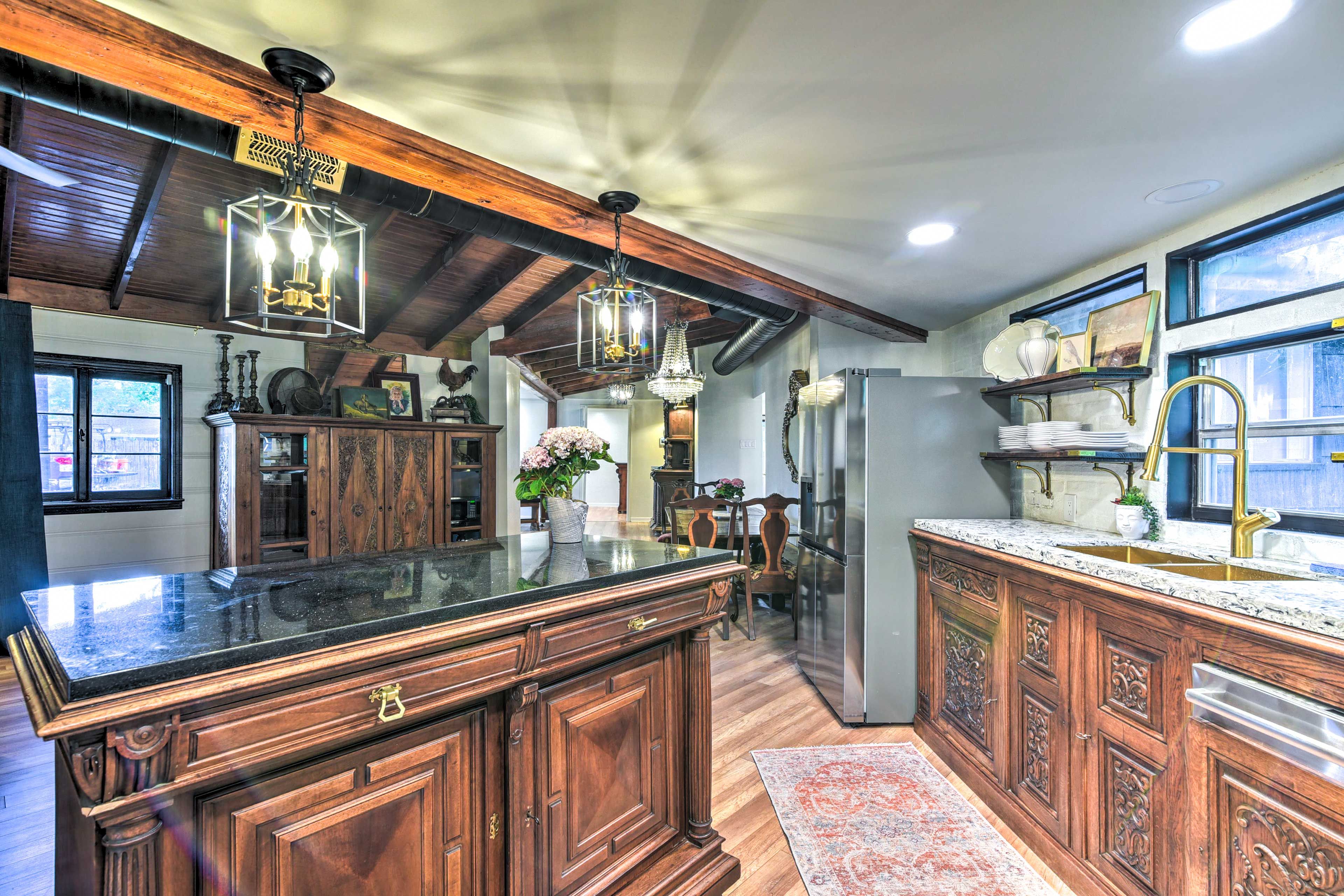Gourmet Kitchen | Blender | Drip Coffee Maker | Pots & Pans | Spices