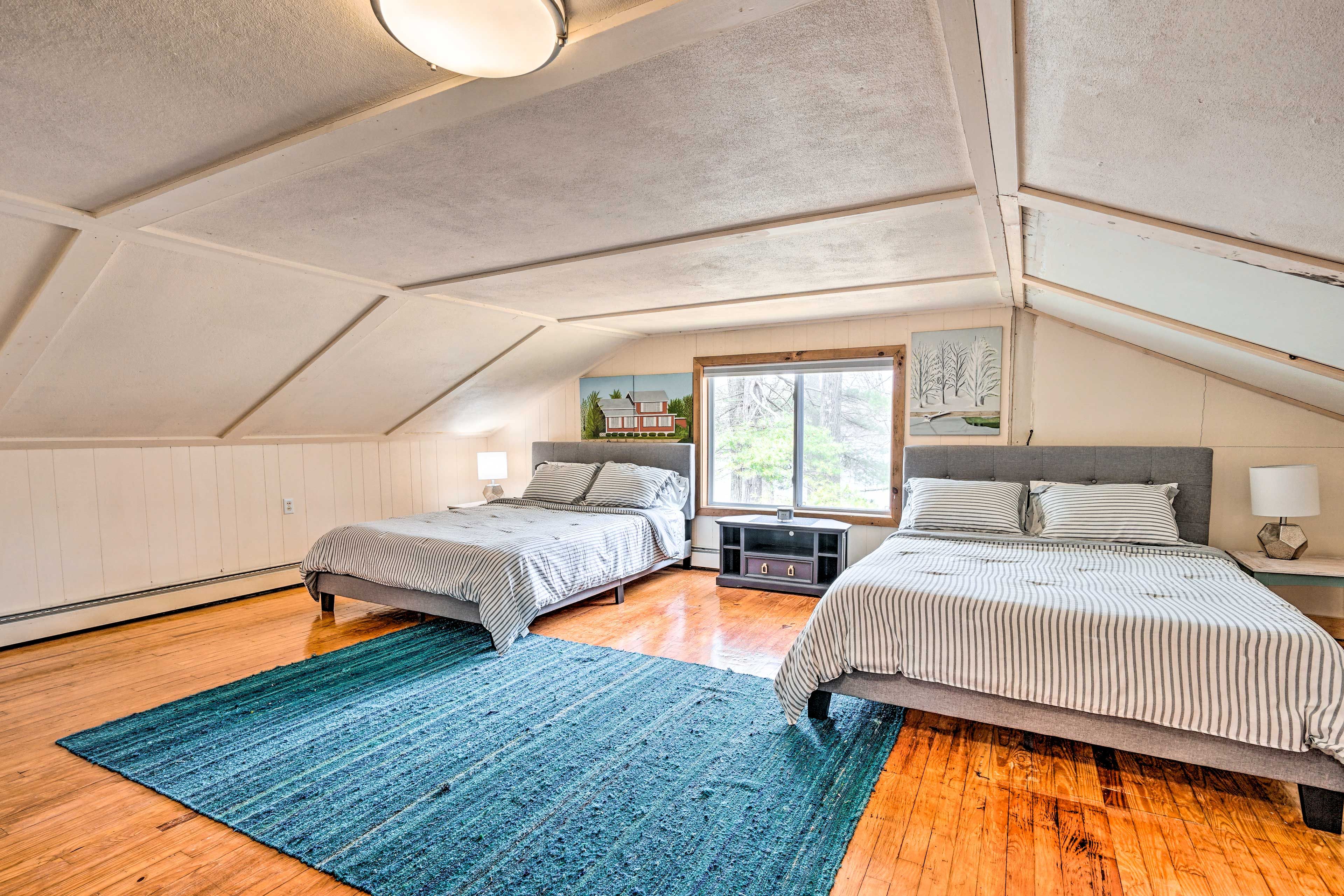 Bedroom 4 | 2 Queen Beds