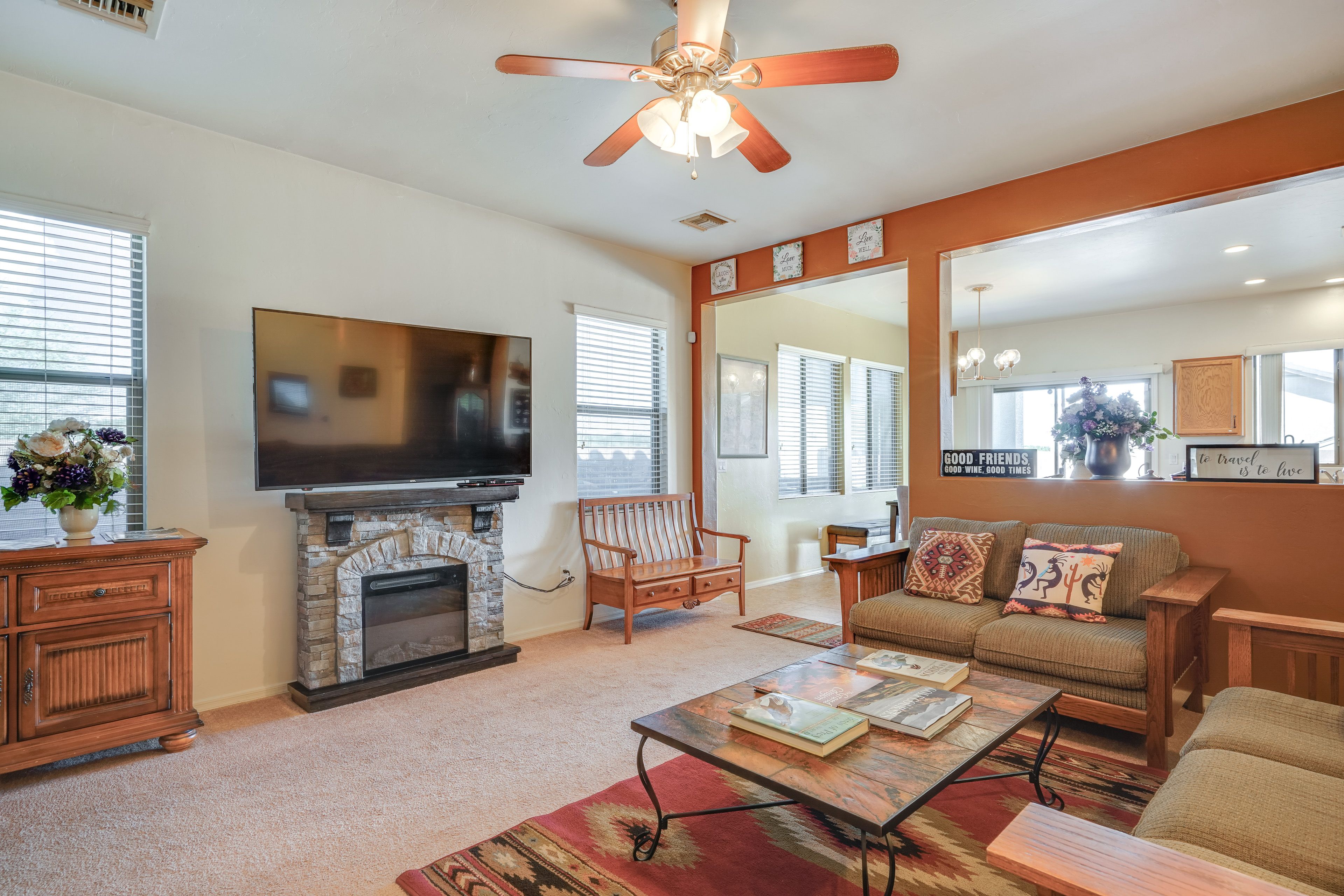 Living Room | Smart TV | Free WiFi