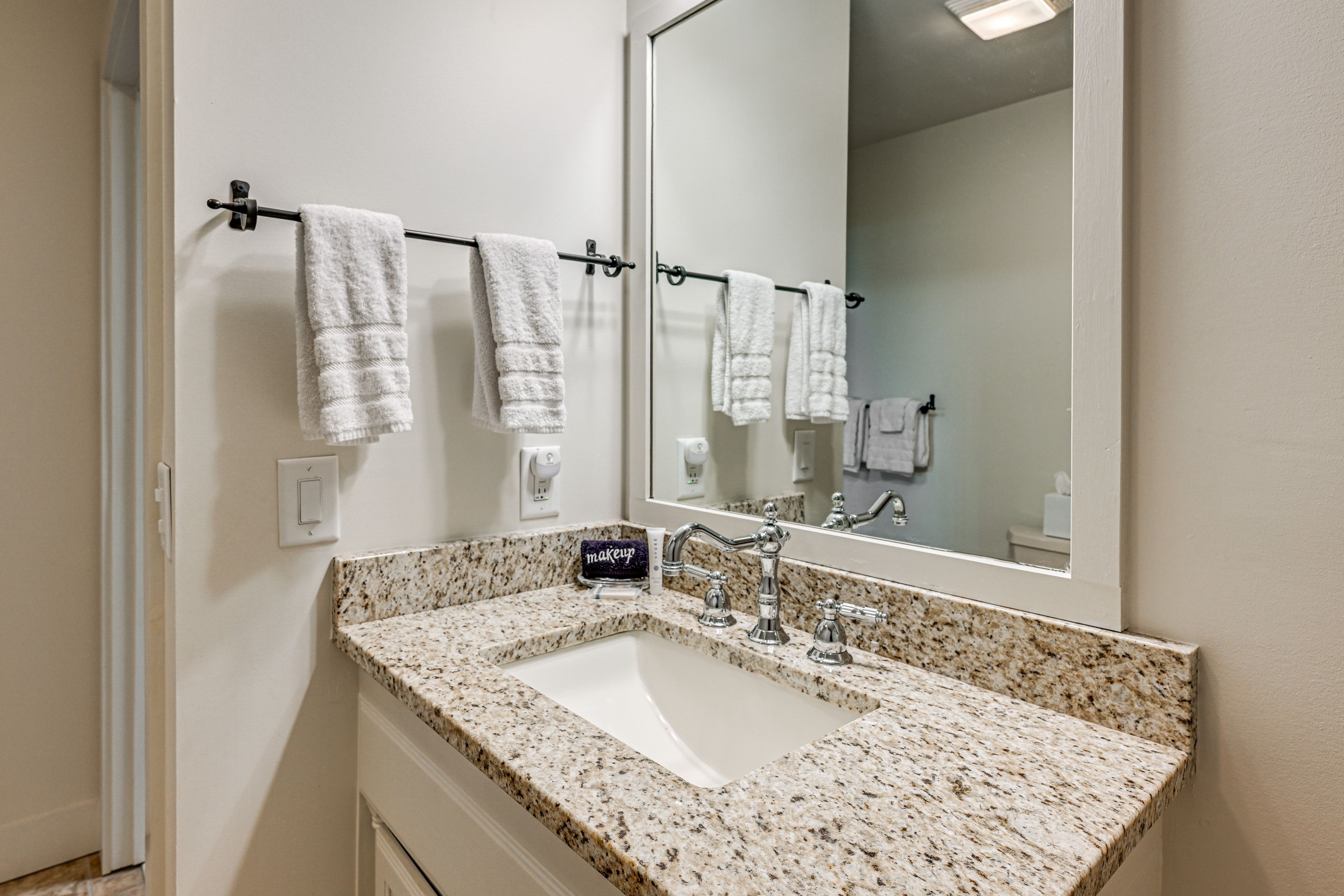 En-Suite Bathroom