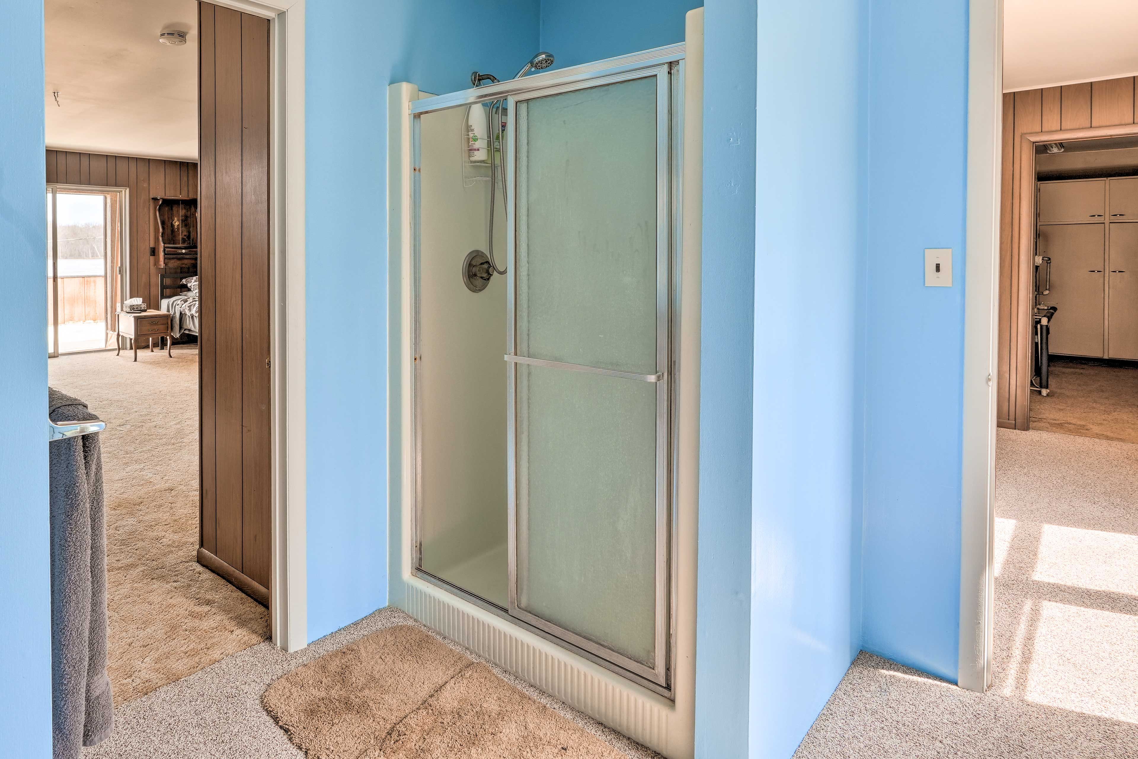 En-Suite Bathroom