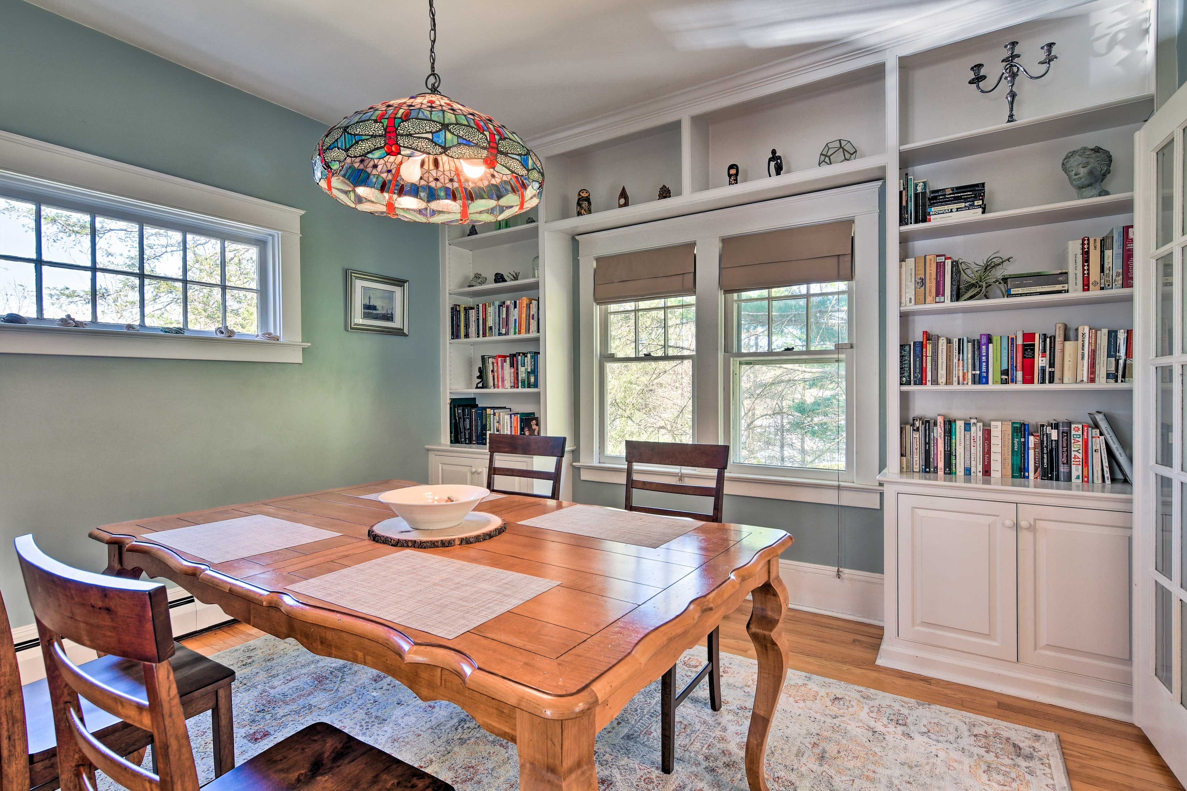 Dining Room | High Chair