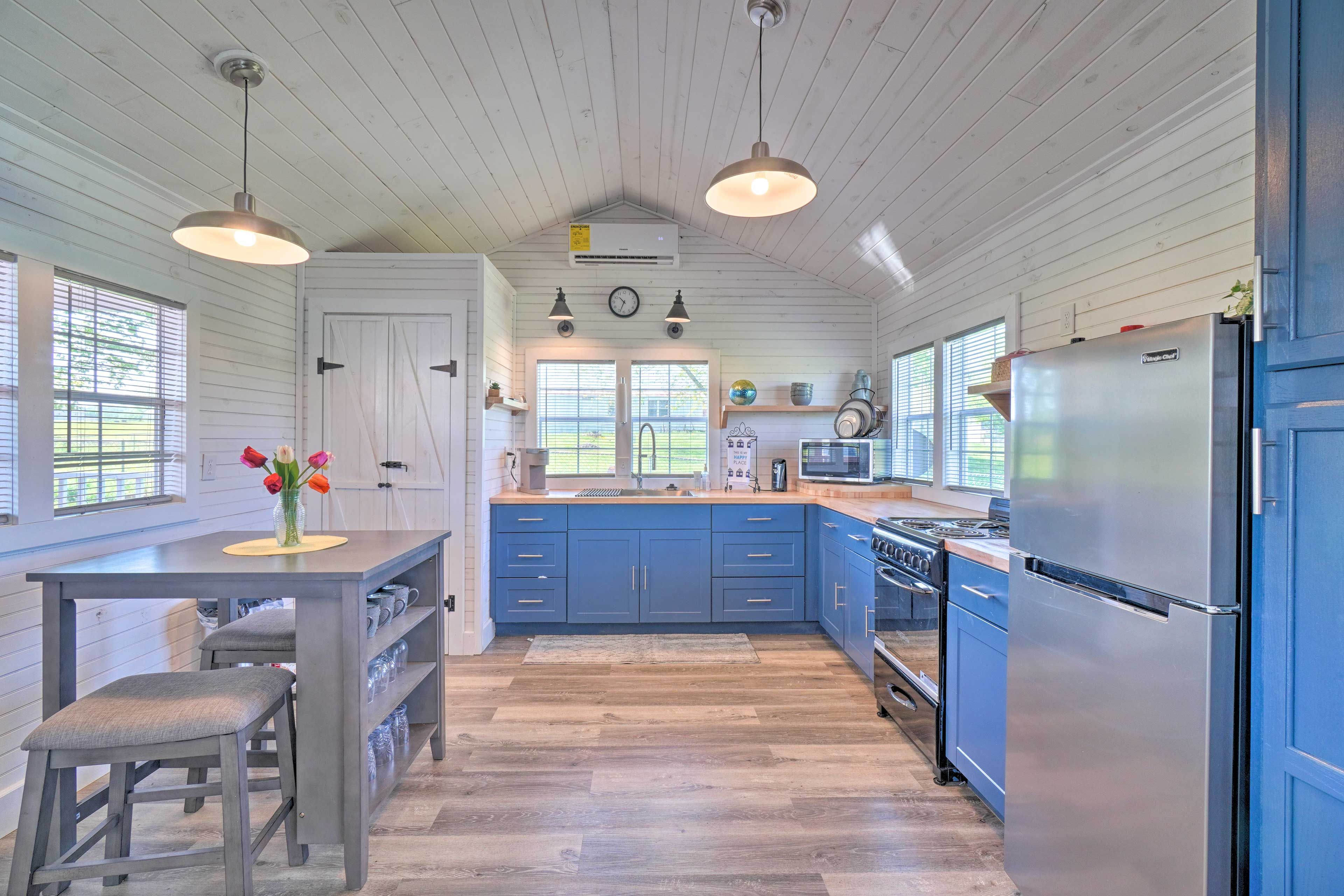 Dining Area & Kitchen | Keurig Coffee Maker | Dishware & Flatware