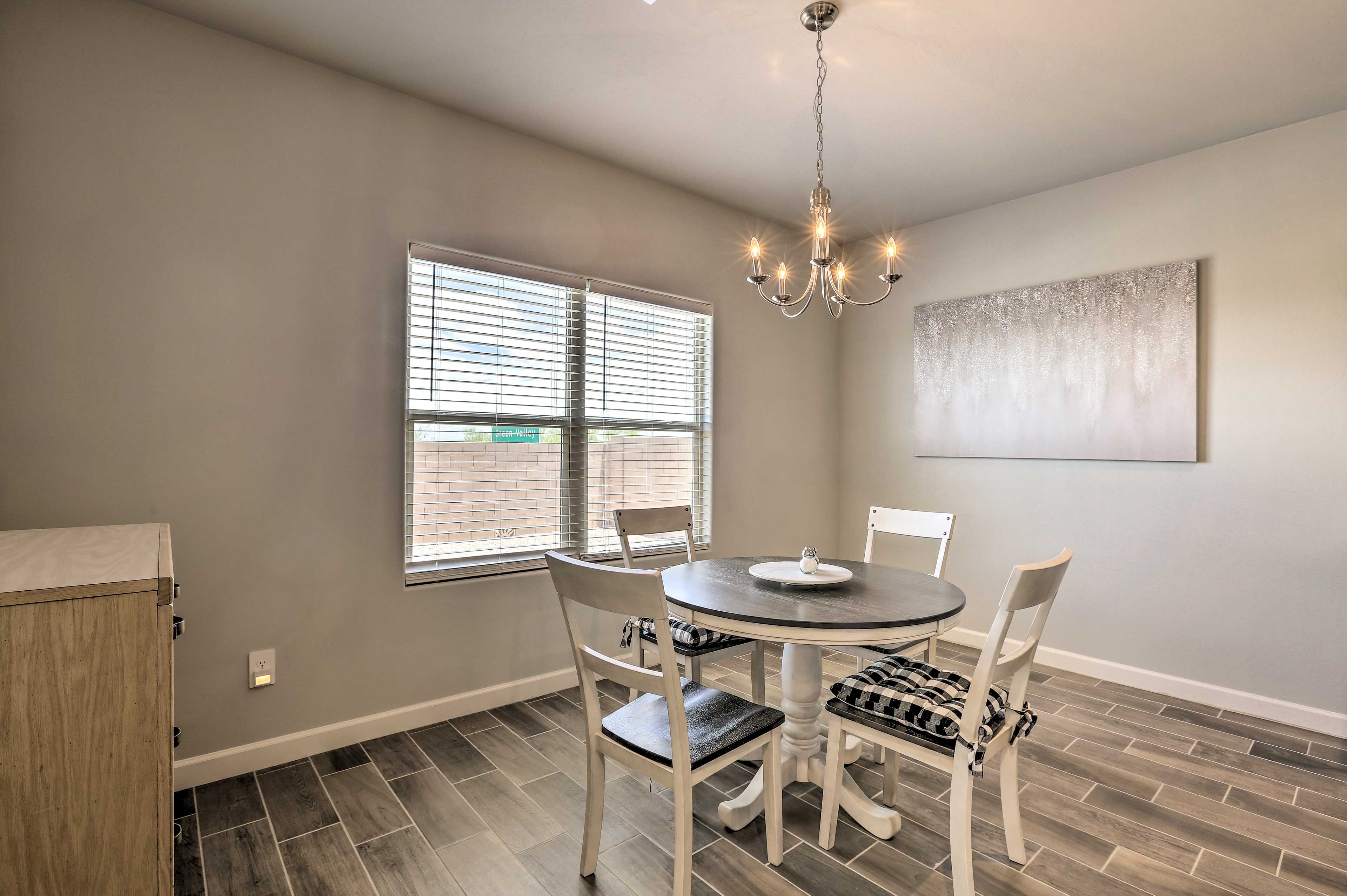 Dining Room | Dishware & Flatware Provided
