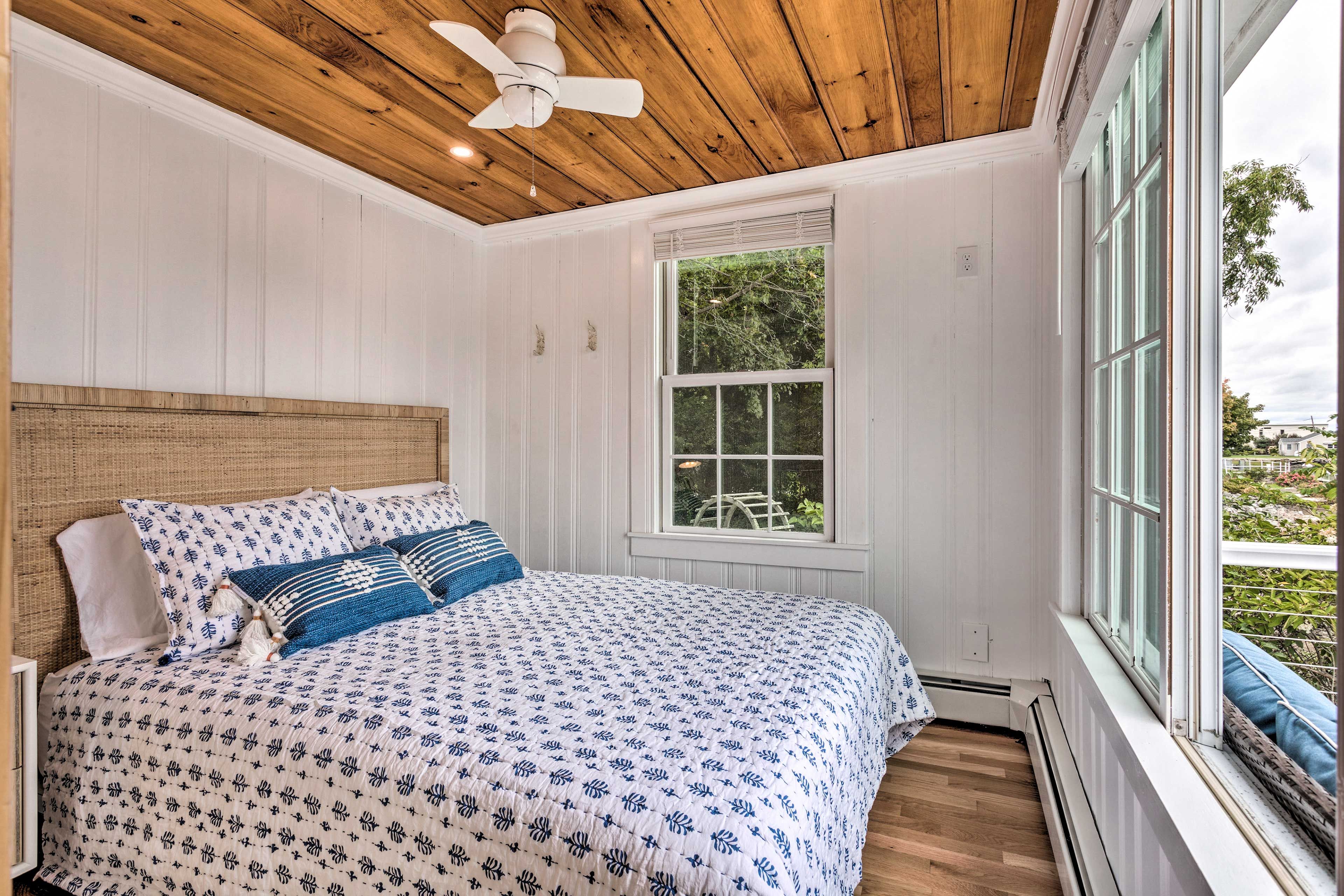 Bedroom 1 | Queen Bed | Waterfront Views | Linens Provided