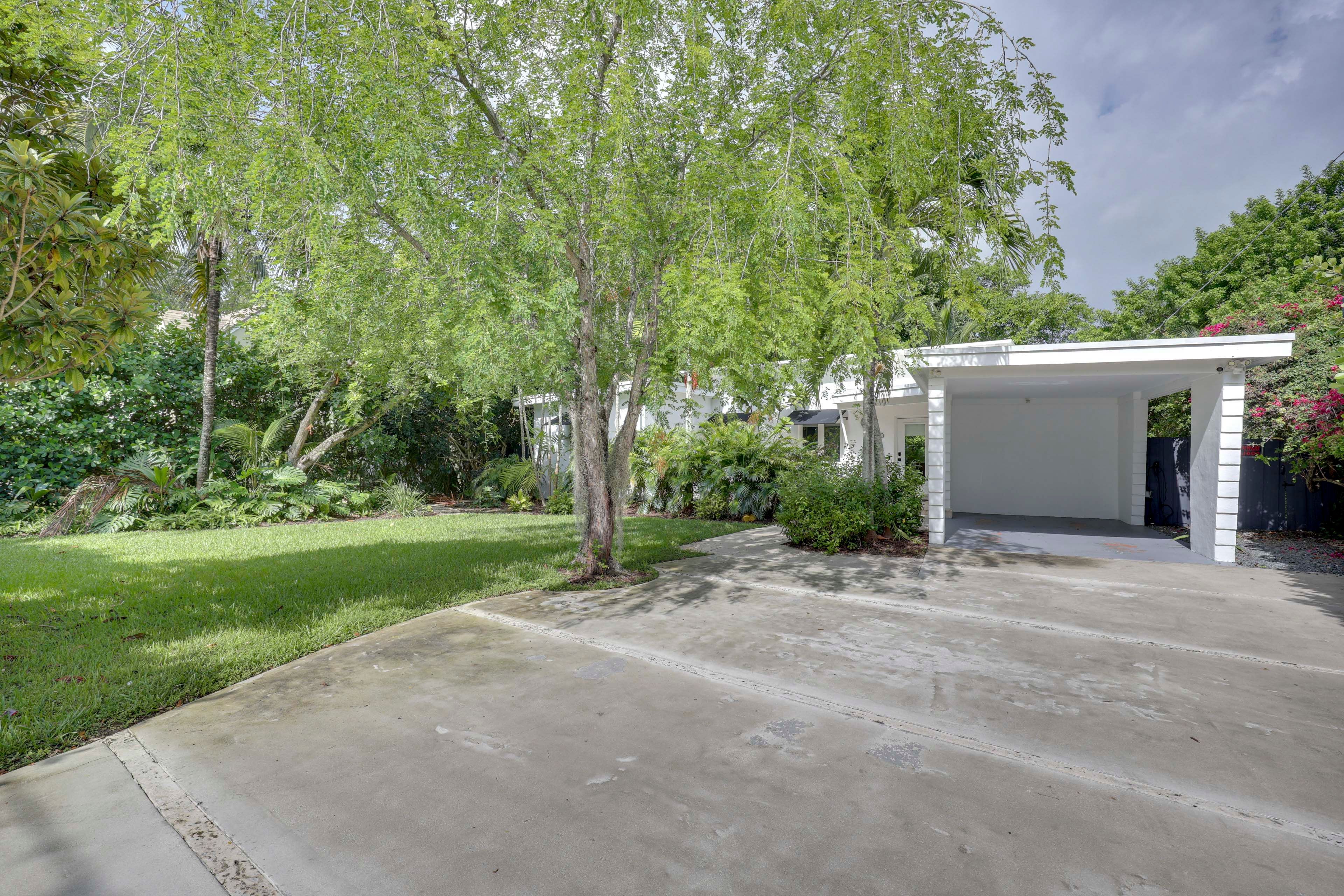 Parking | Carport (1 Vehicle) | Driveway (2 Vehicles) | EV Charger