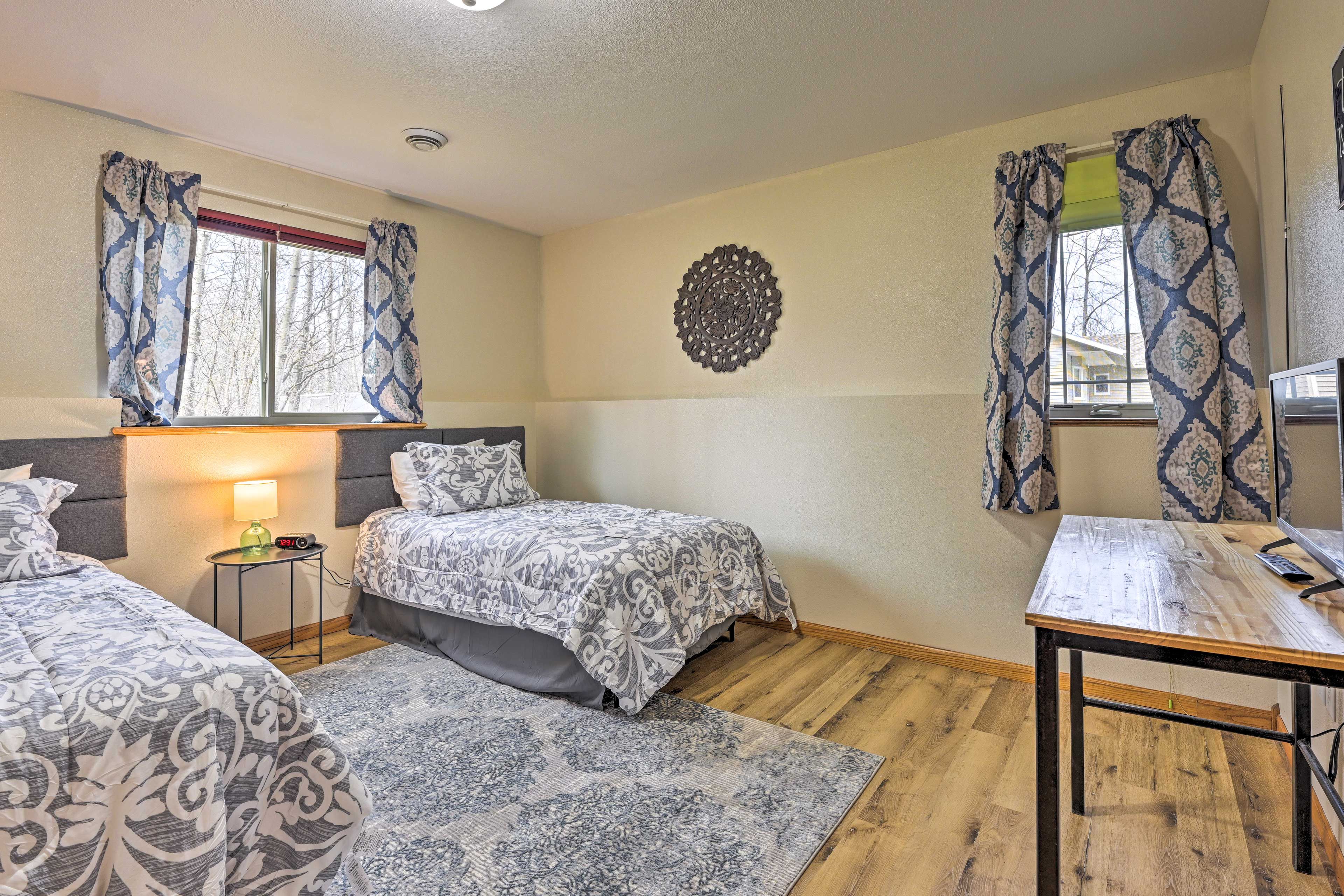 Bedroom 3 | 2 Twin Beds