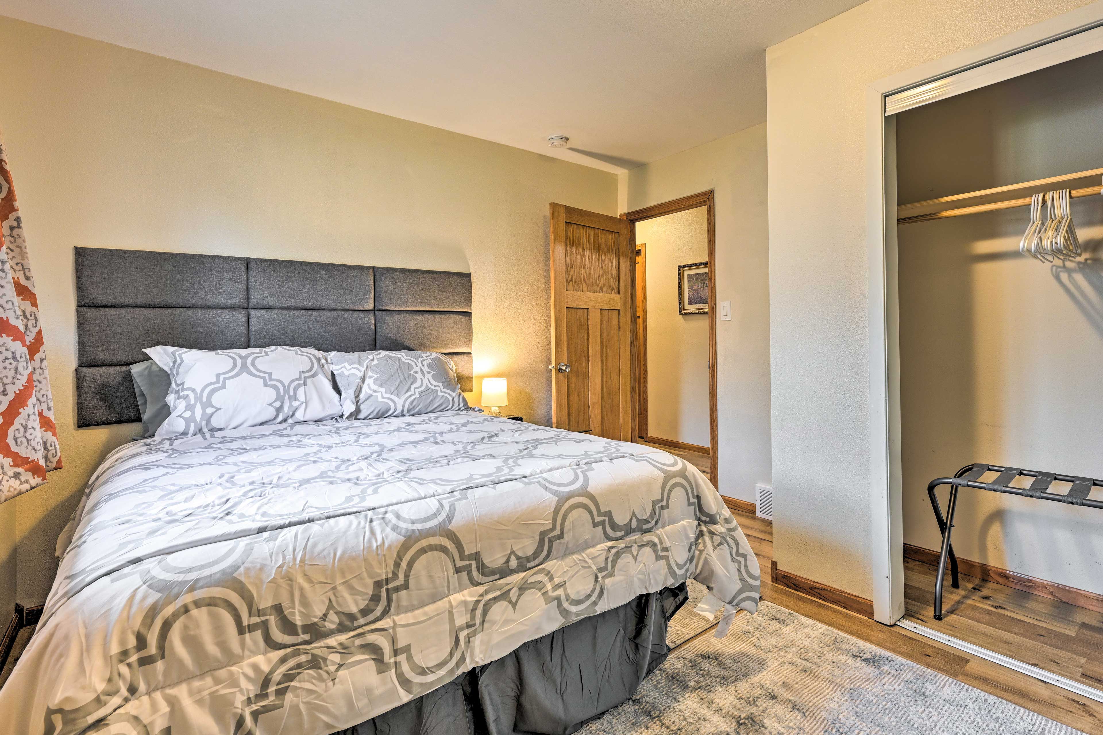 Bedroom 2 | Smart TV