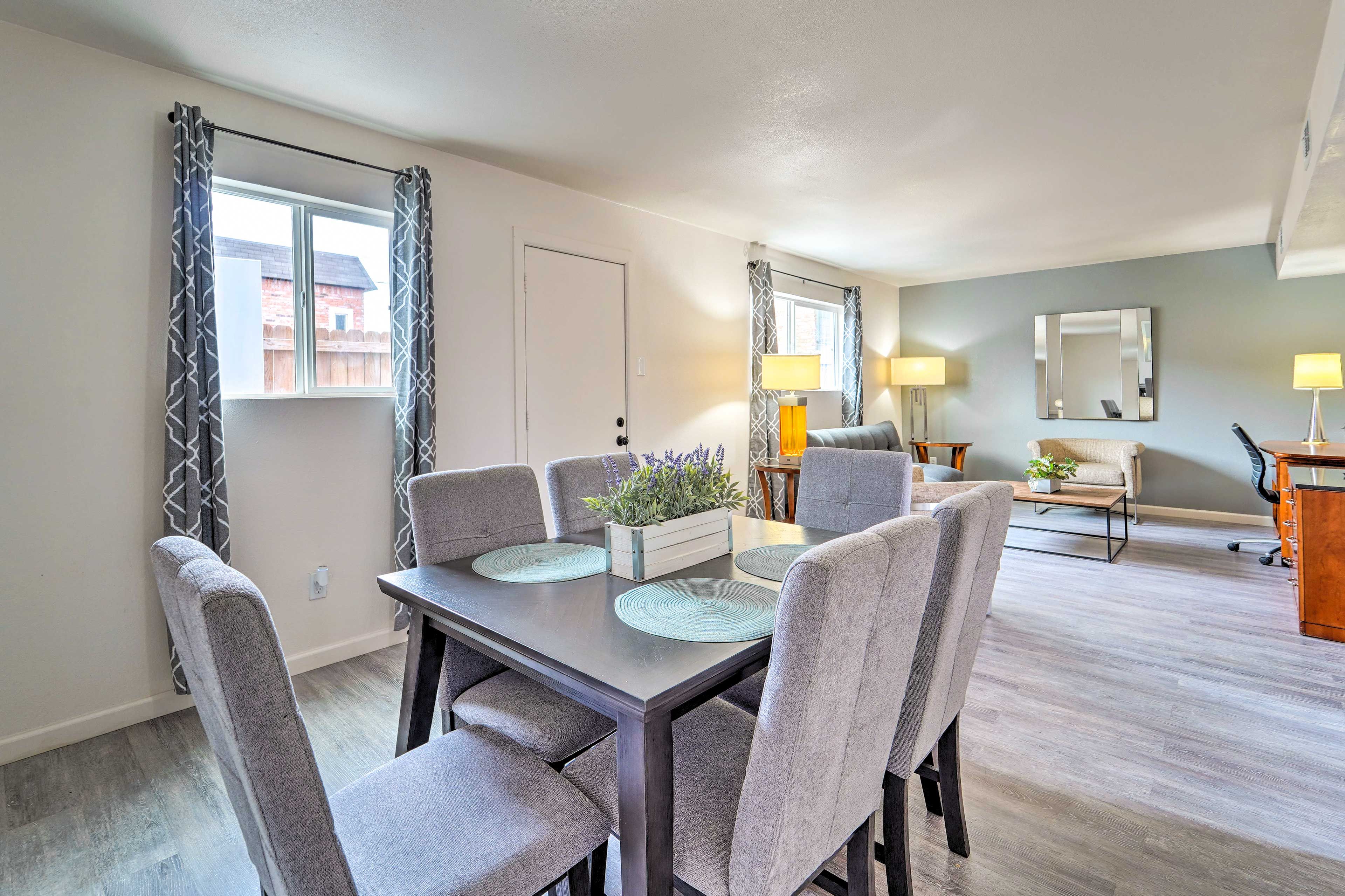 Dining Area | Dishware & Flatware Provided