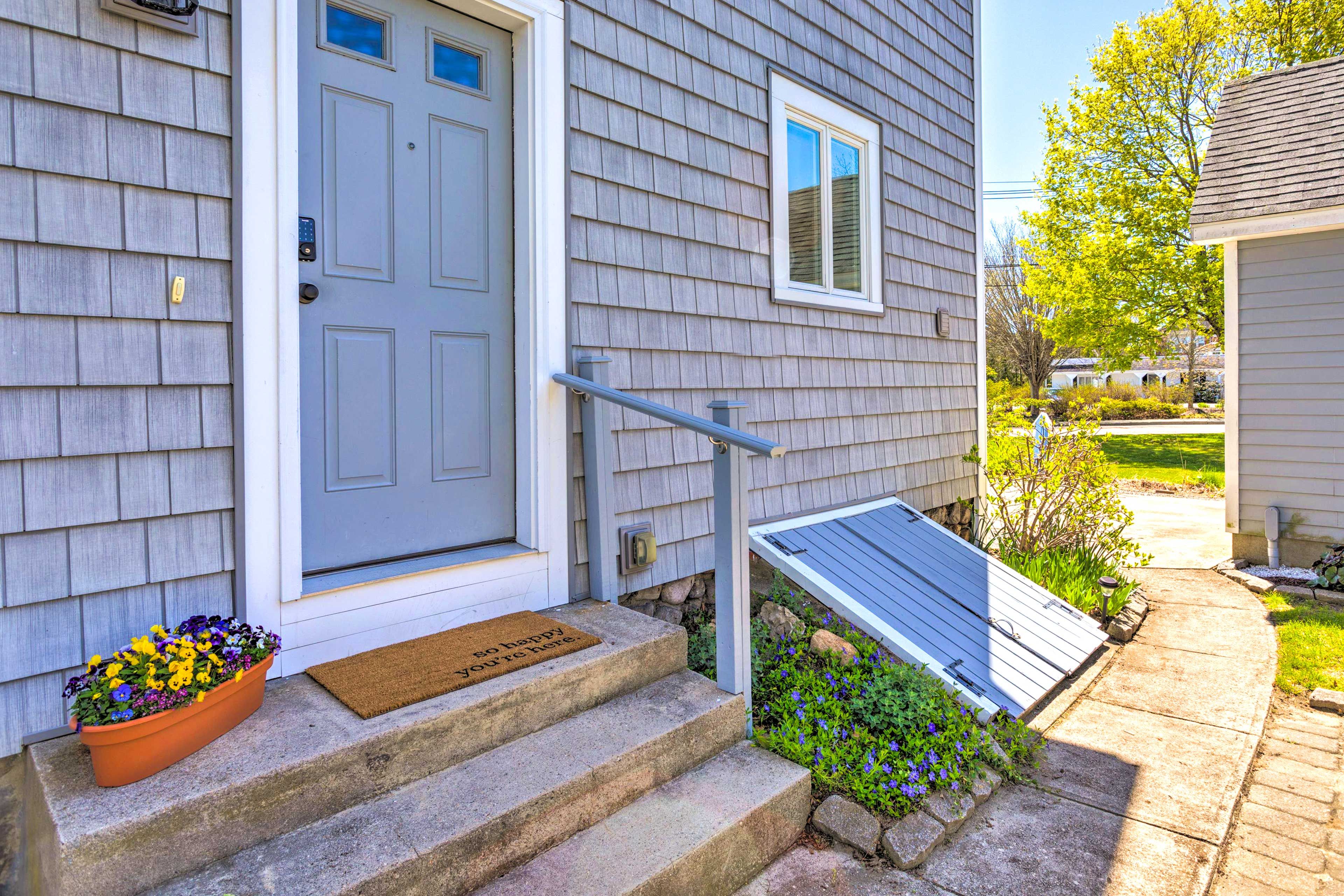 Exterior | Private Yard