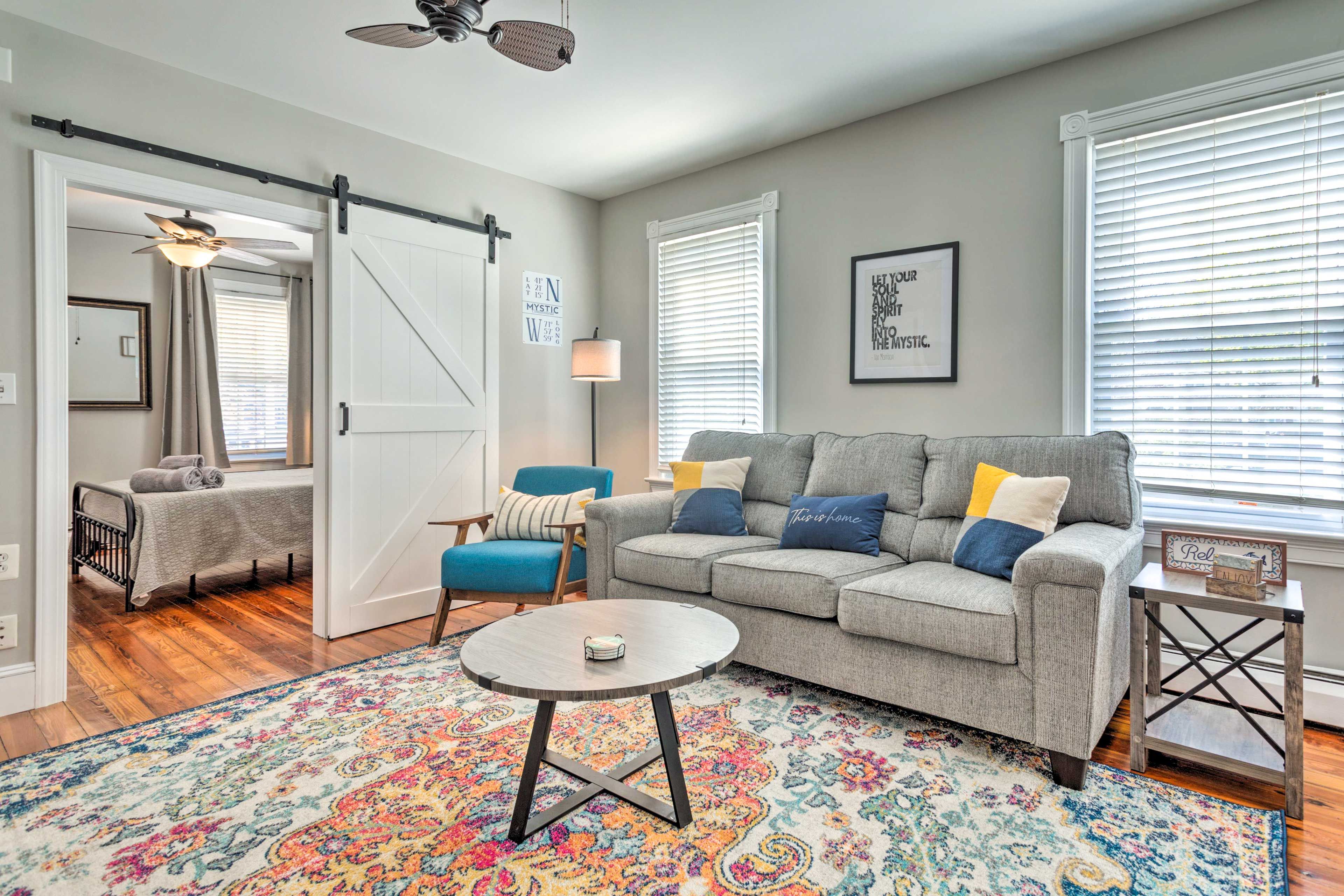 Living Room | Smart TVs