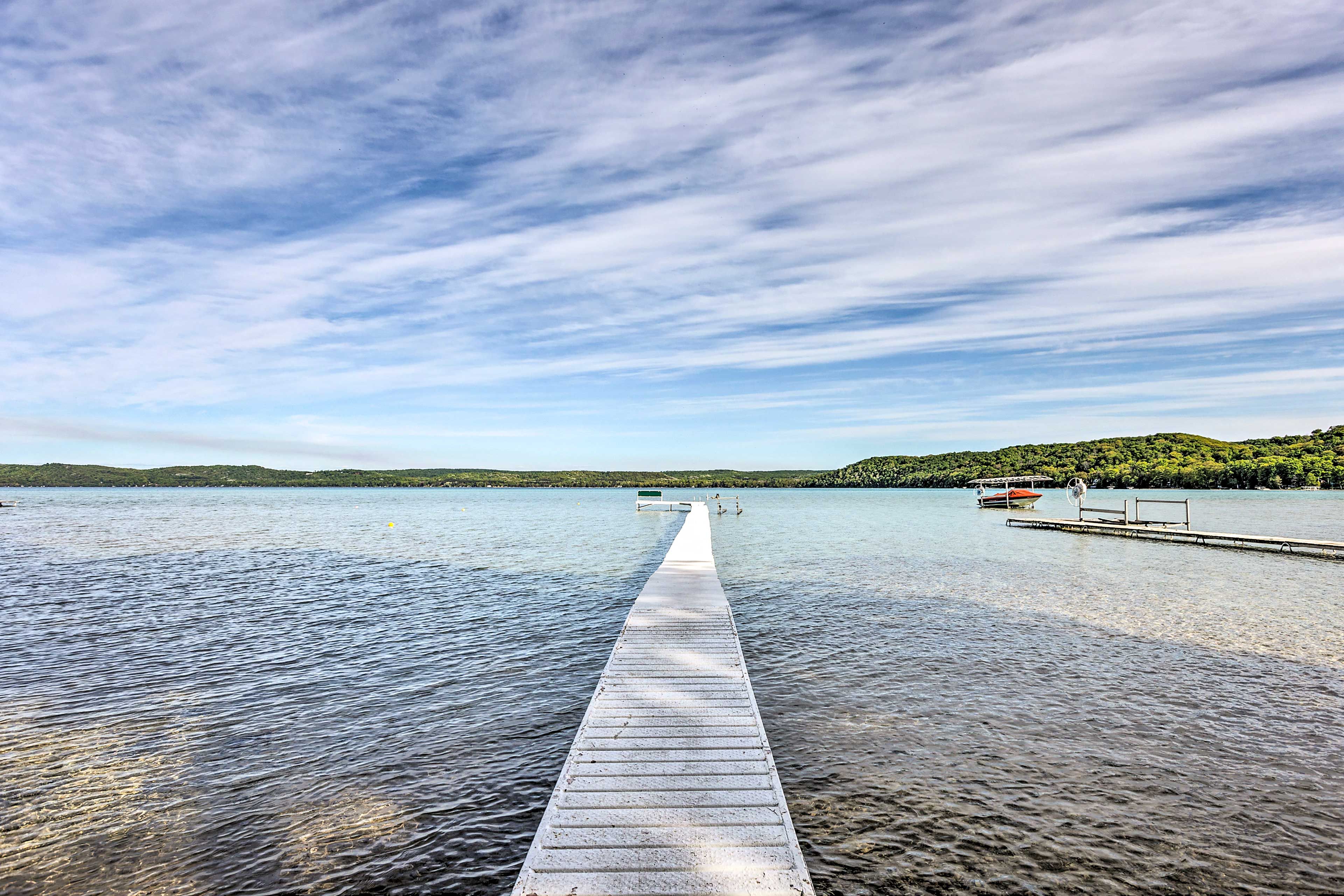 Lake Glen Access On-Site