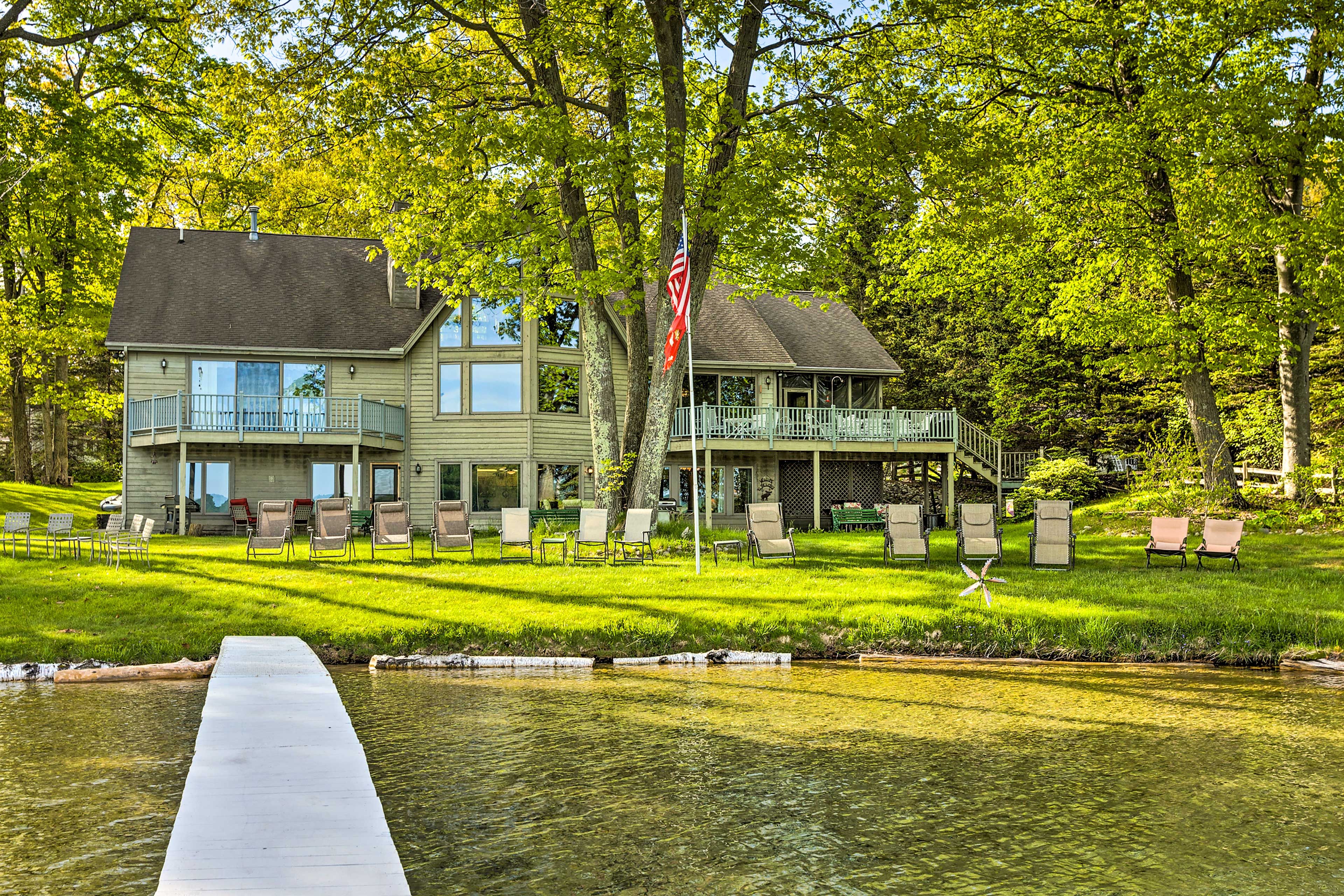 Lake Glen Access On-Site