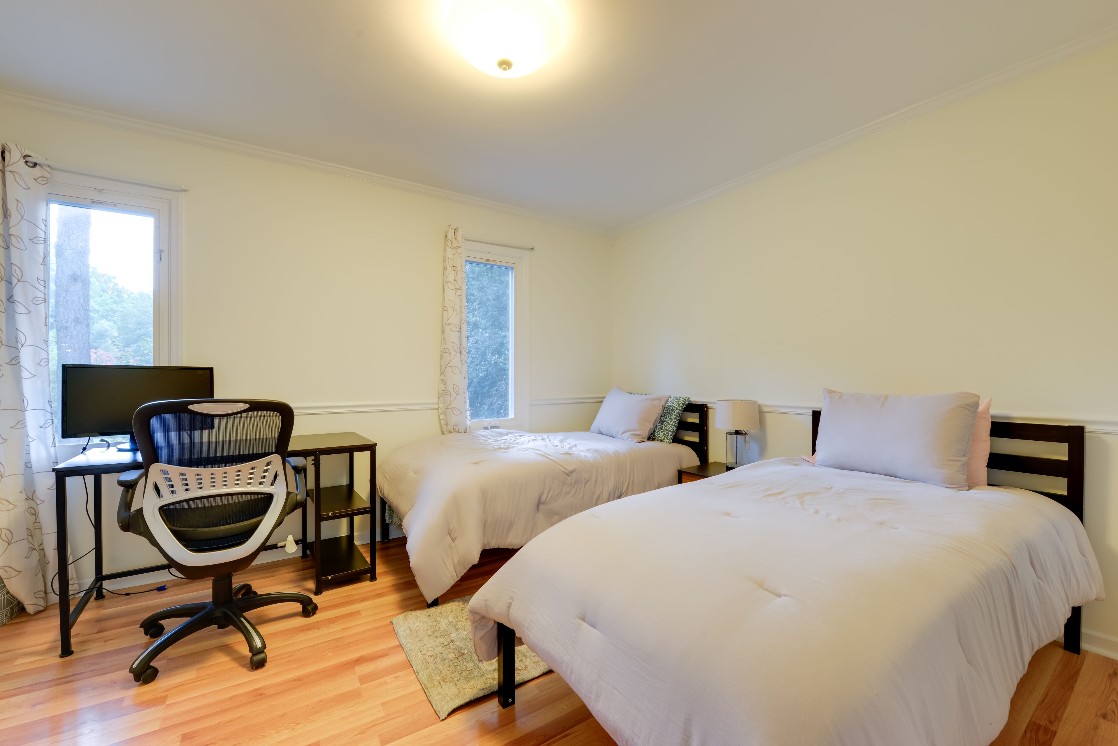 Bedroom 2 | 2 Twin Beds | Desk w/ 24" Monitor