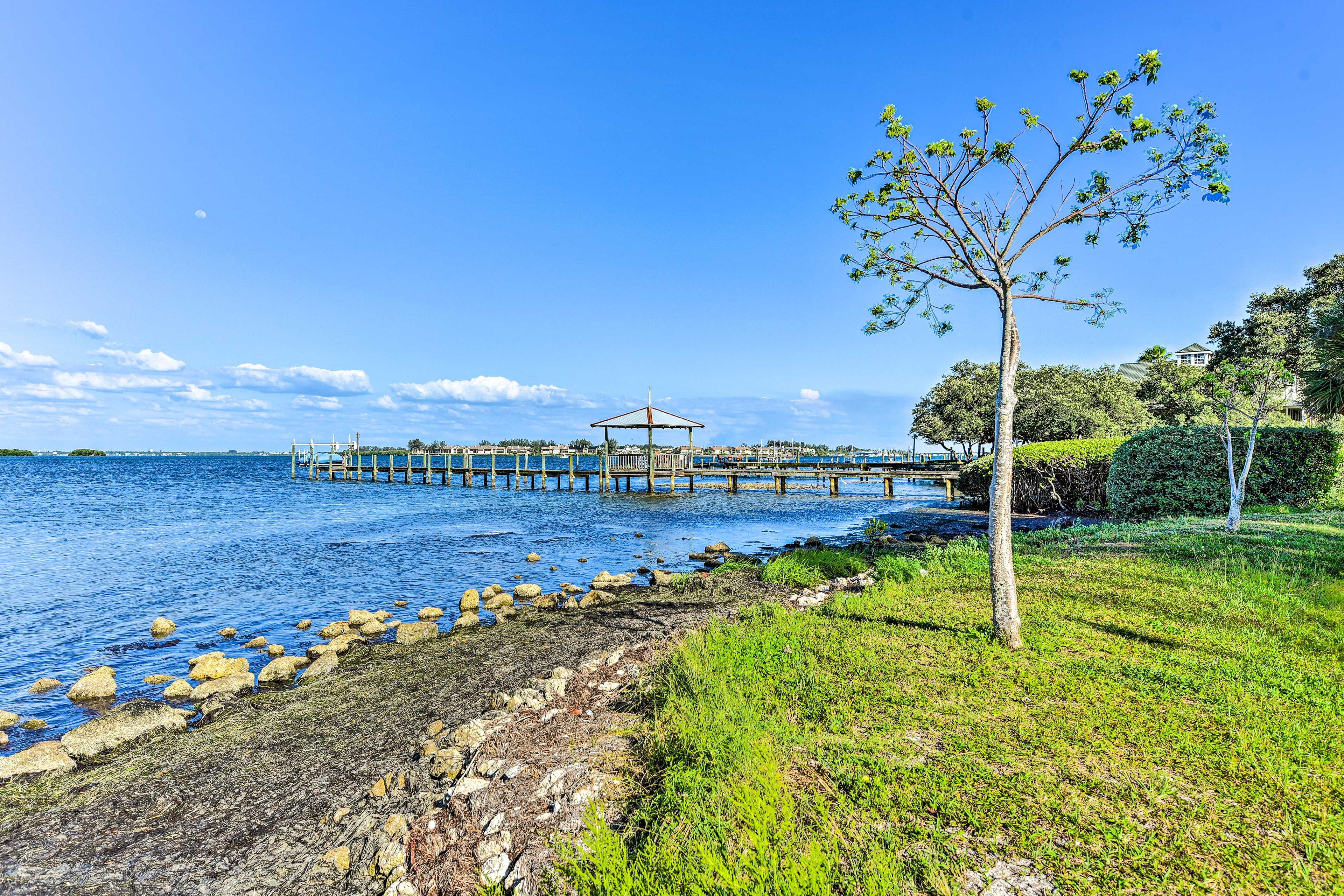 Walk to Bay
