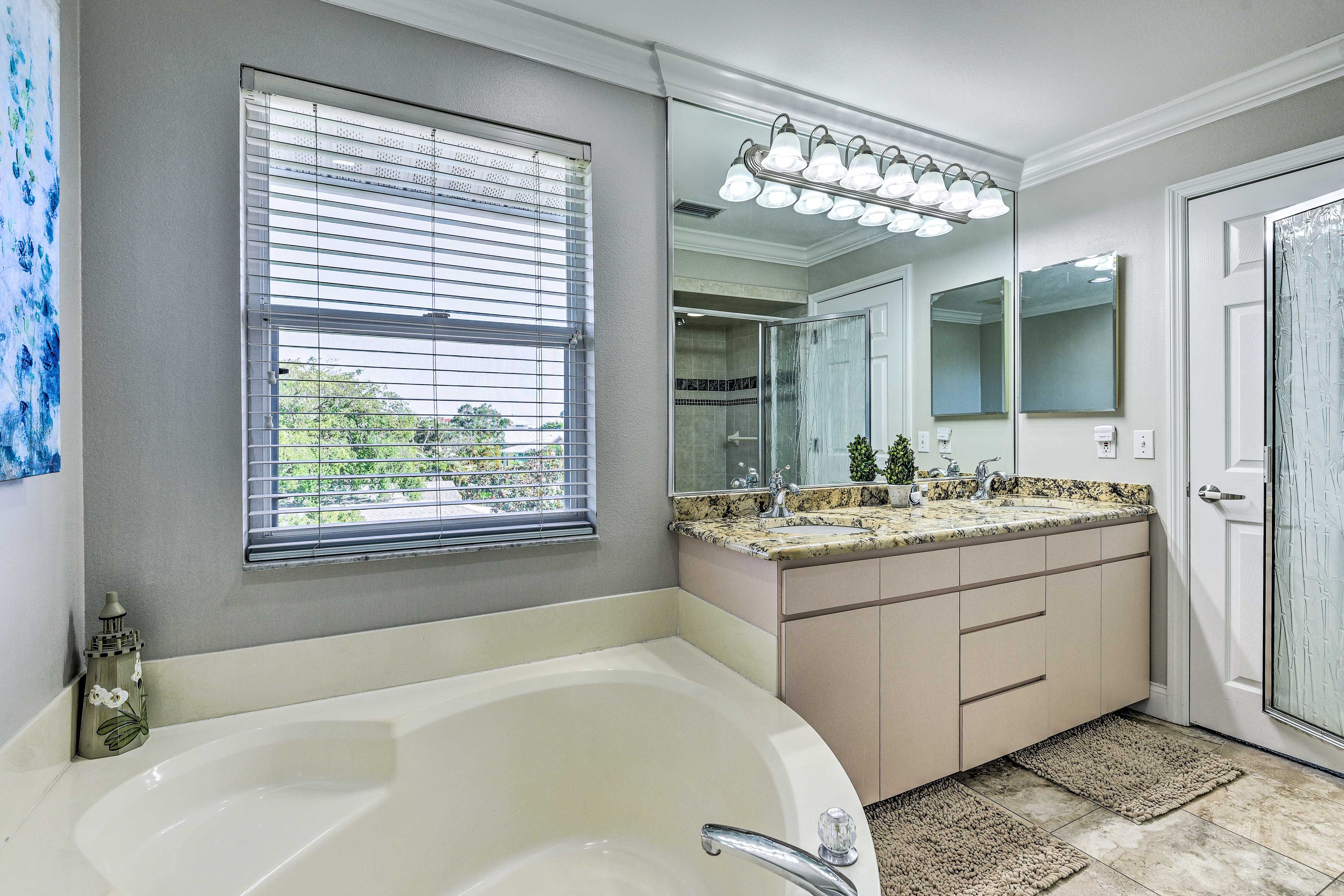 En-Suite Bathroom | Hair Dryer
