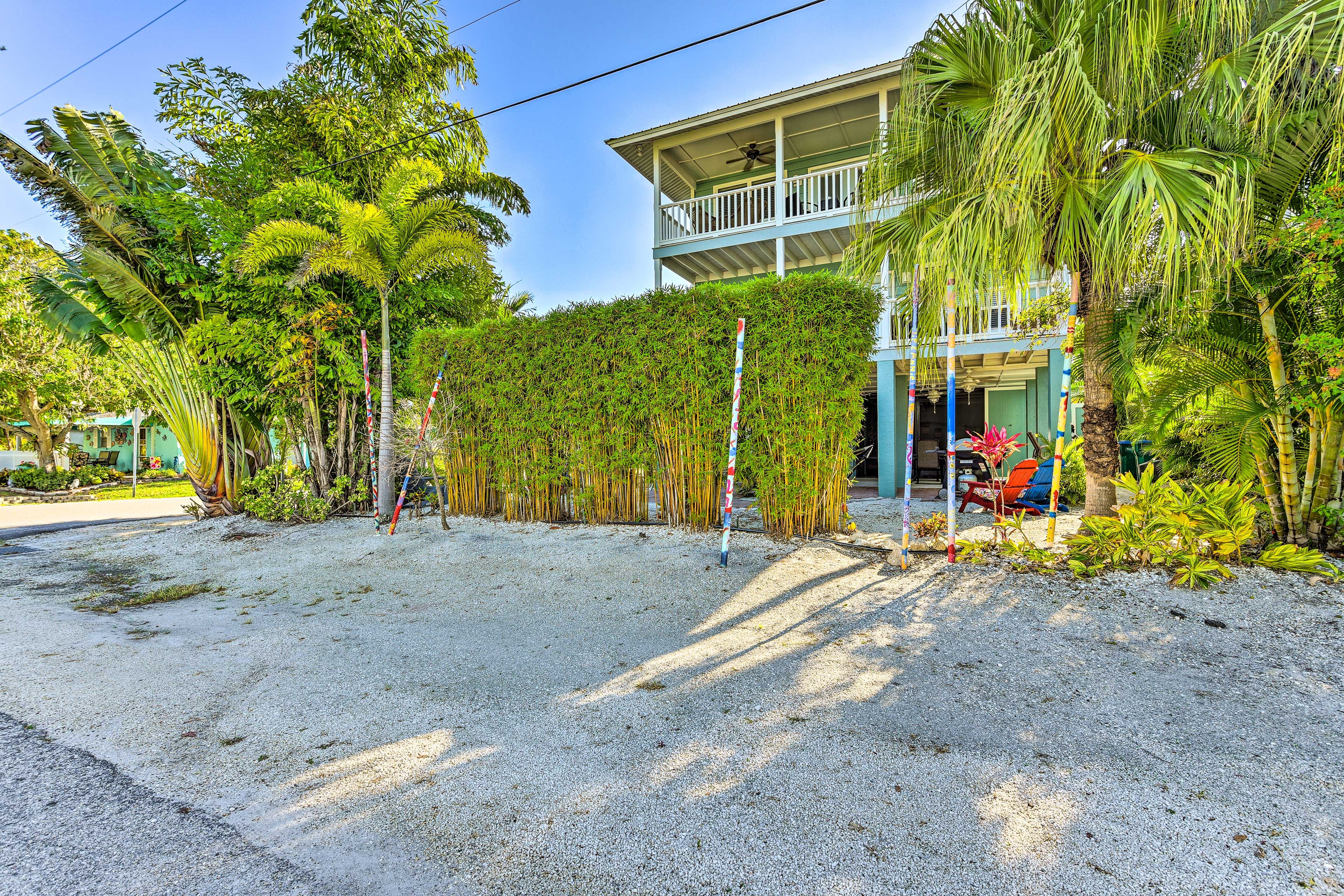 Property Exterior | Walkable Location