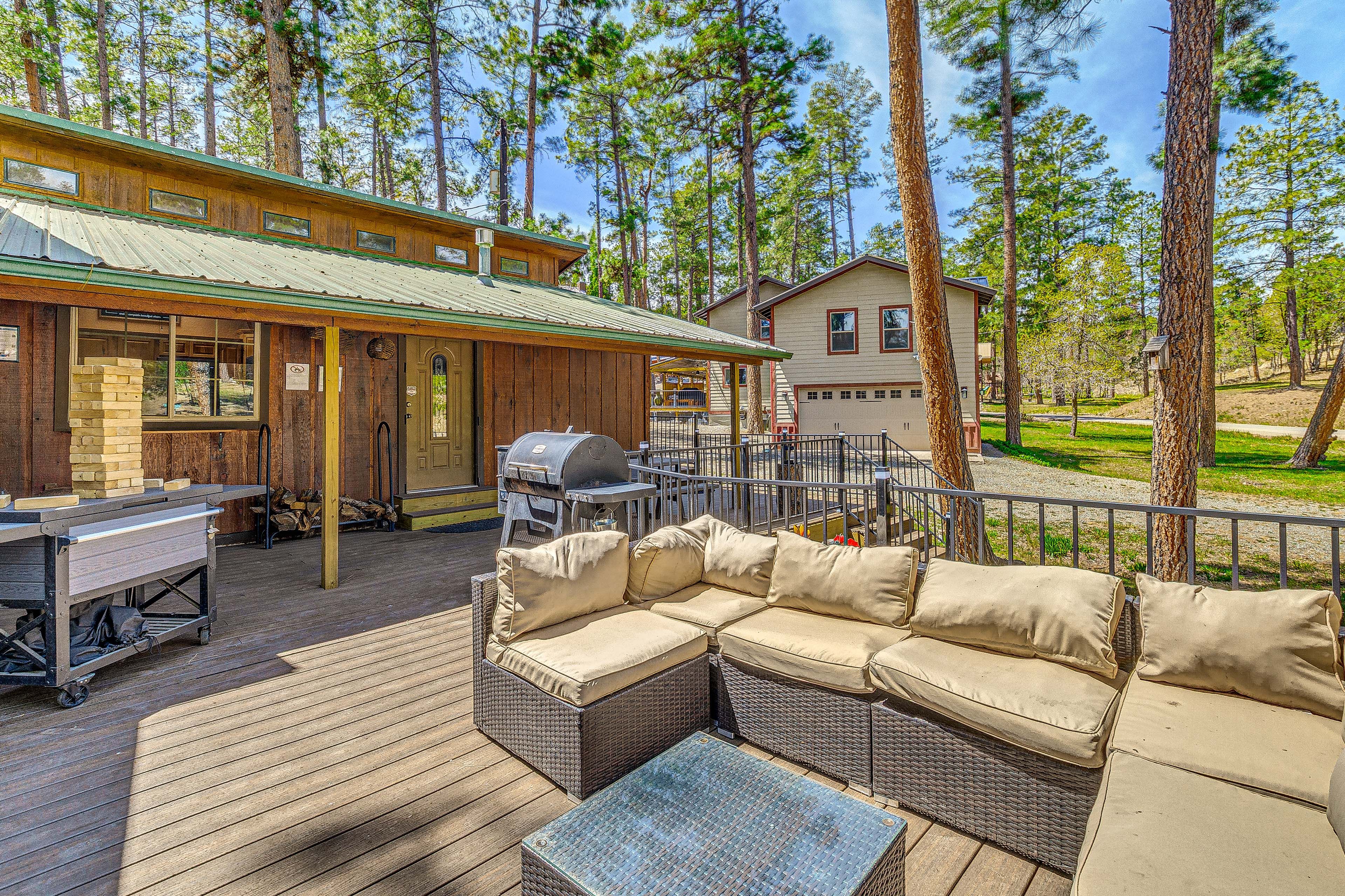 Meat Smoker | Fireplace | Lounge Seating