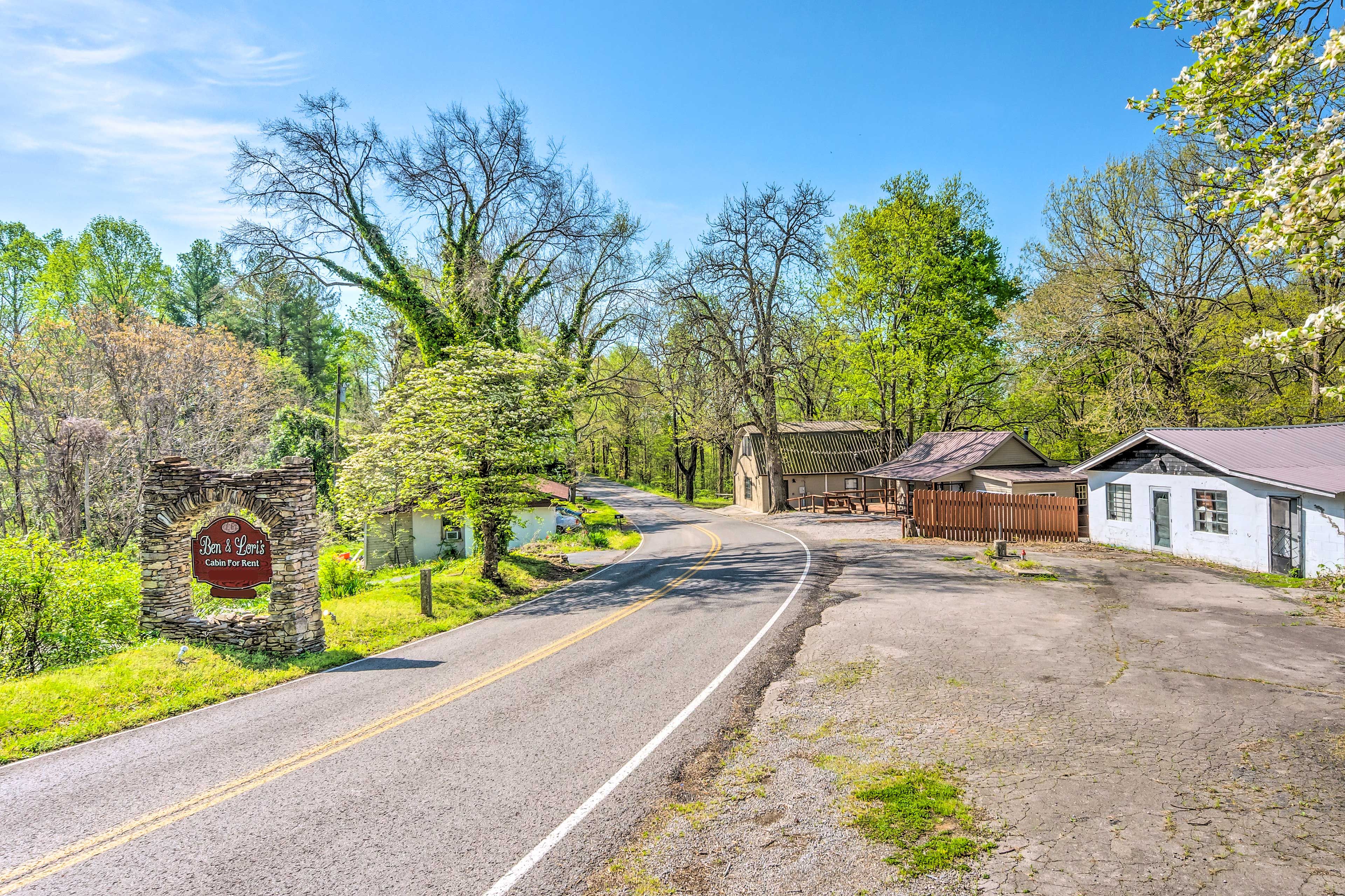 Parking | Driveway (5 Vehicles) | RV/Trailer/Boat Parking Allowed On-Site