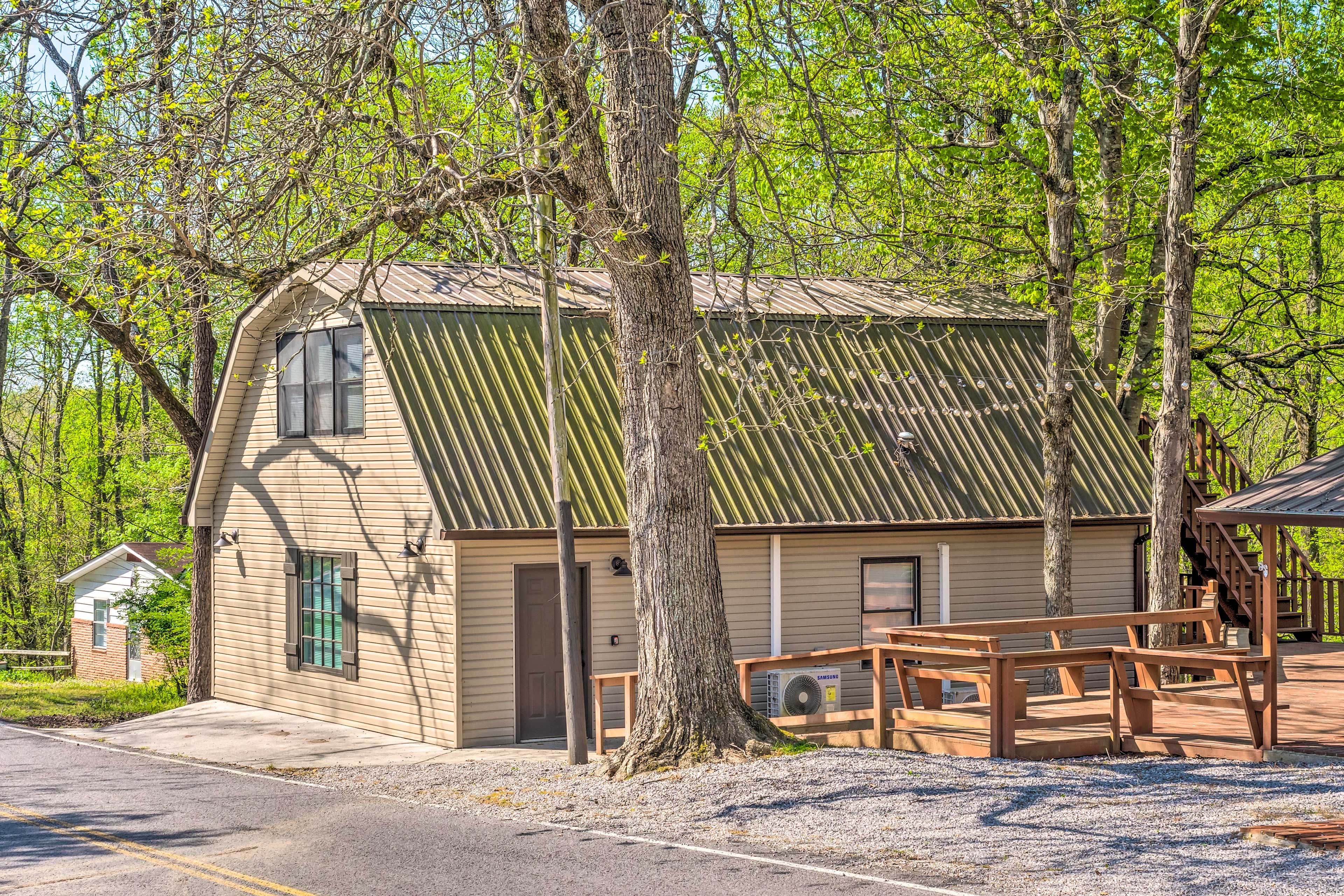 Garage Exterior | Downstairs Studio Entrance | Step-Free Access