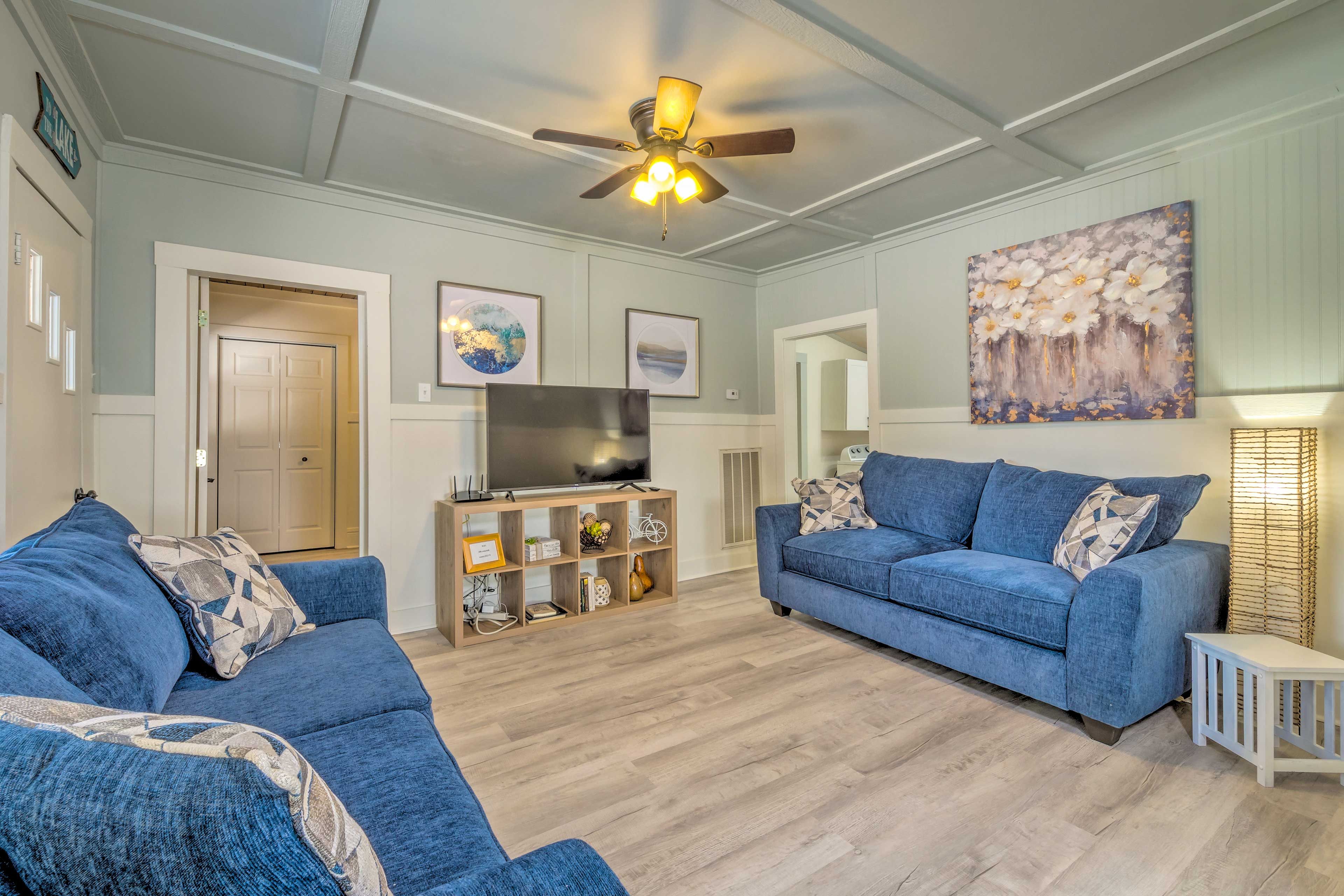 Main House | Living Room | Full Sleeper Sofa