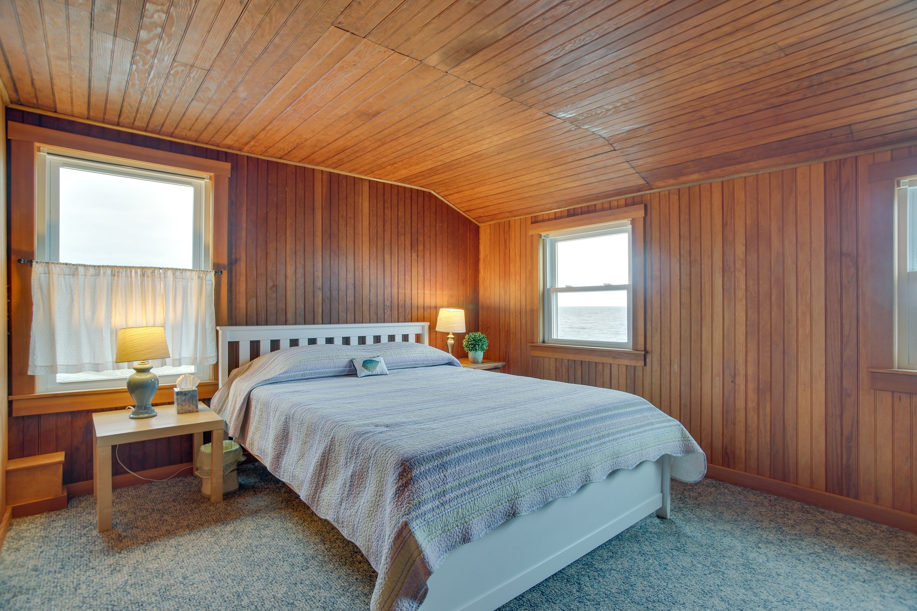 Bedroom 2 | Queen Bed | 2nd Floor