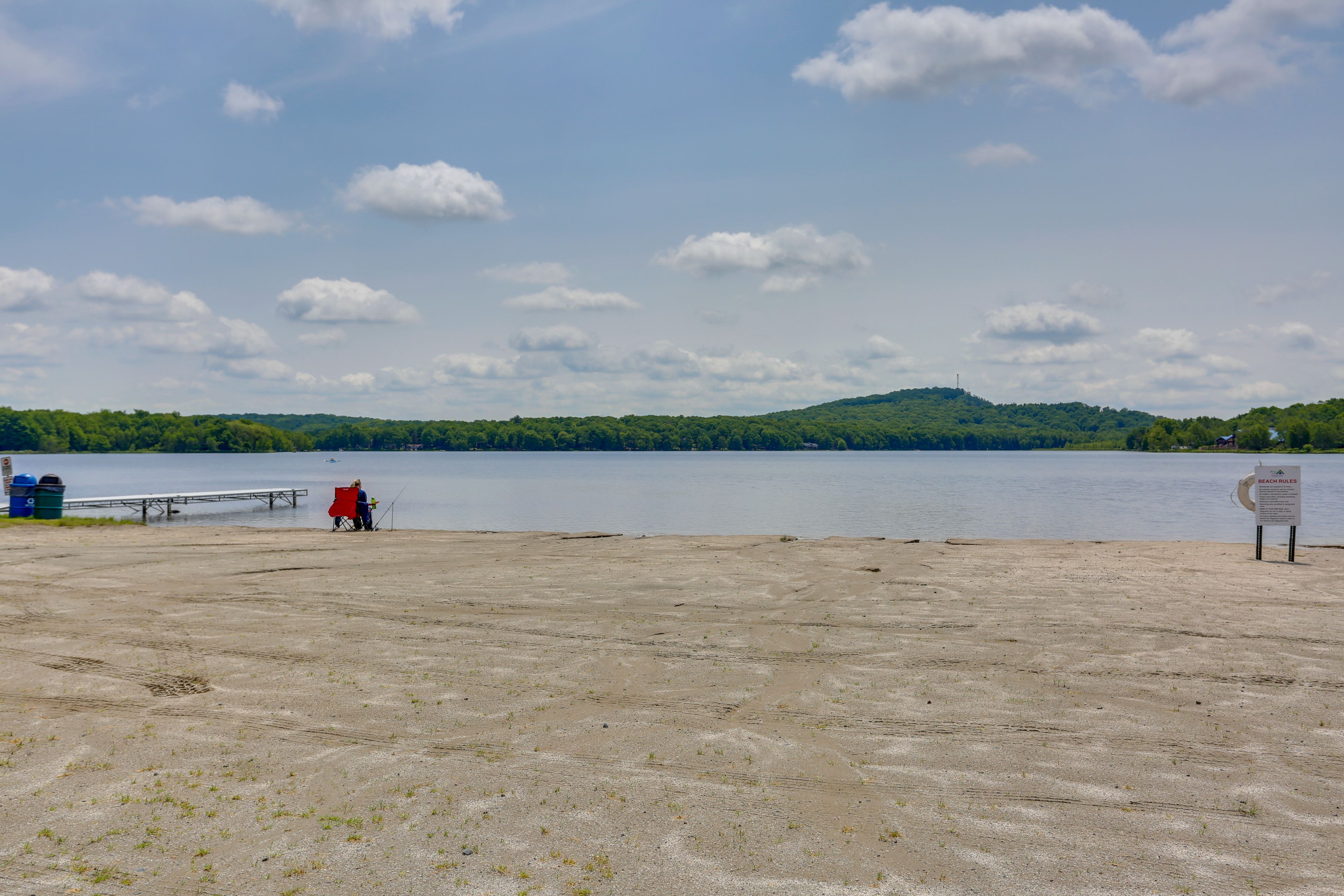 Community Amenities | Beach & Lake Access